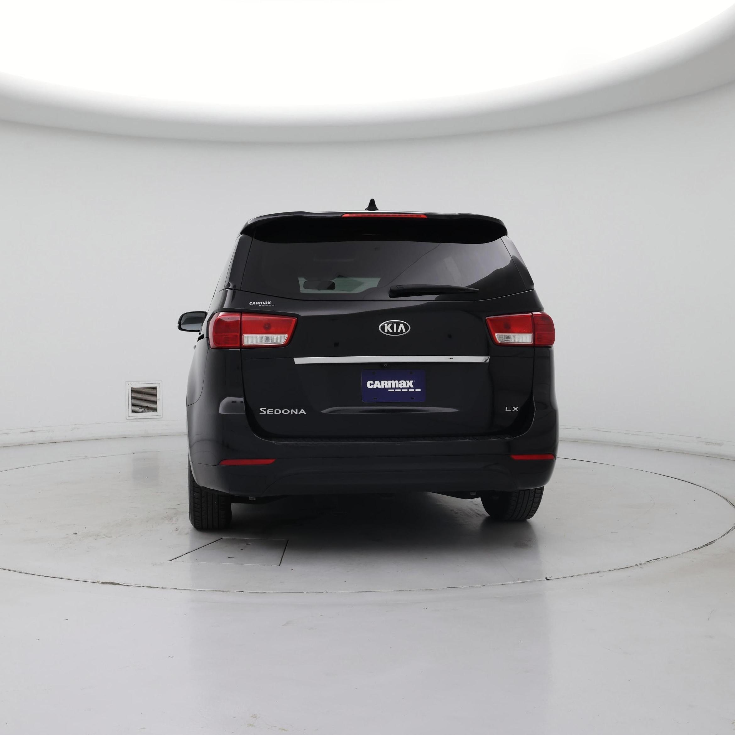Thumbnail: 2017 Kia Sedona - 6