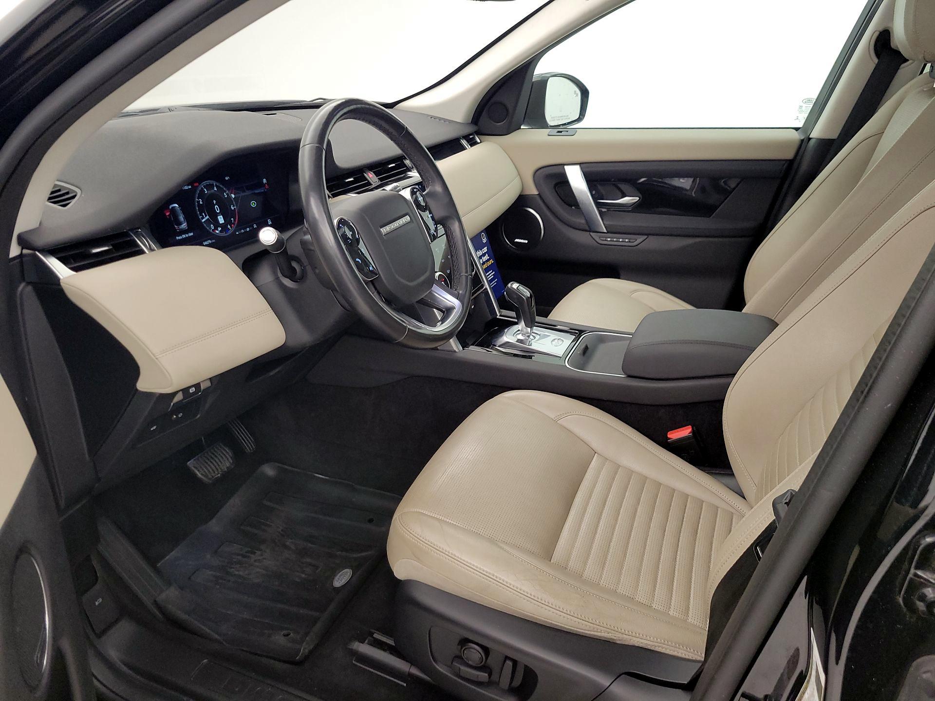 Thumbnail: 2020 Land Rover Discovery Sport - 11