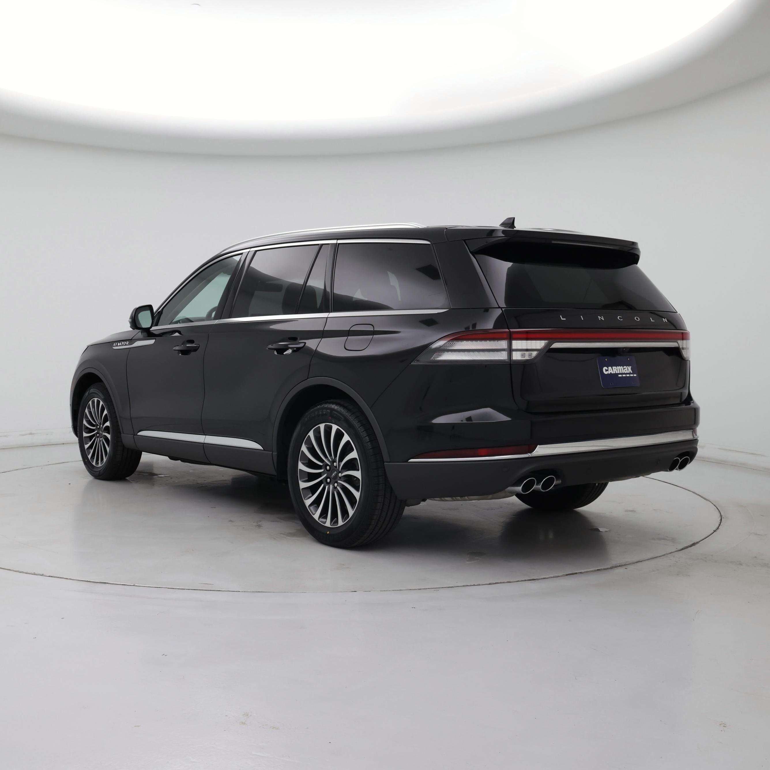 Thumbnail: 2023 Lincoln Aviator - 2
