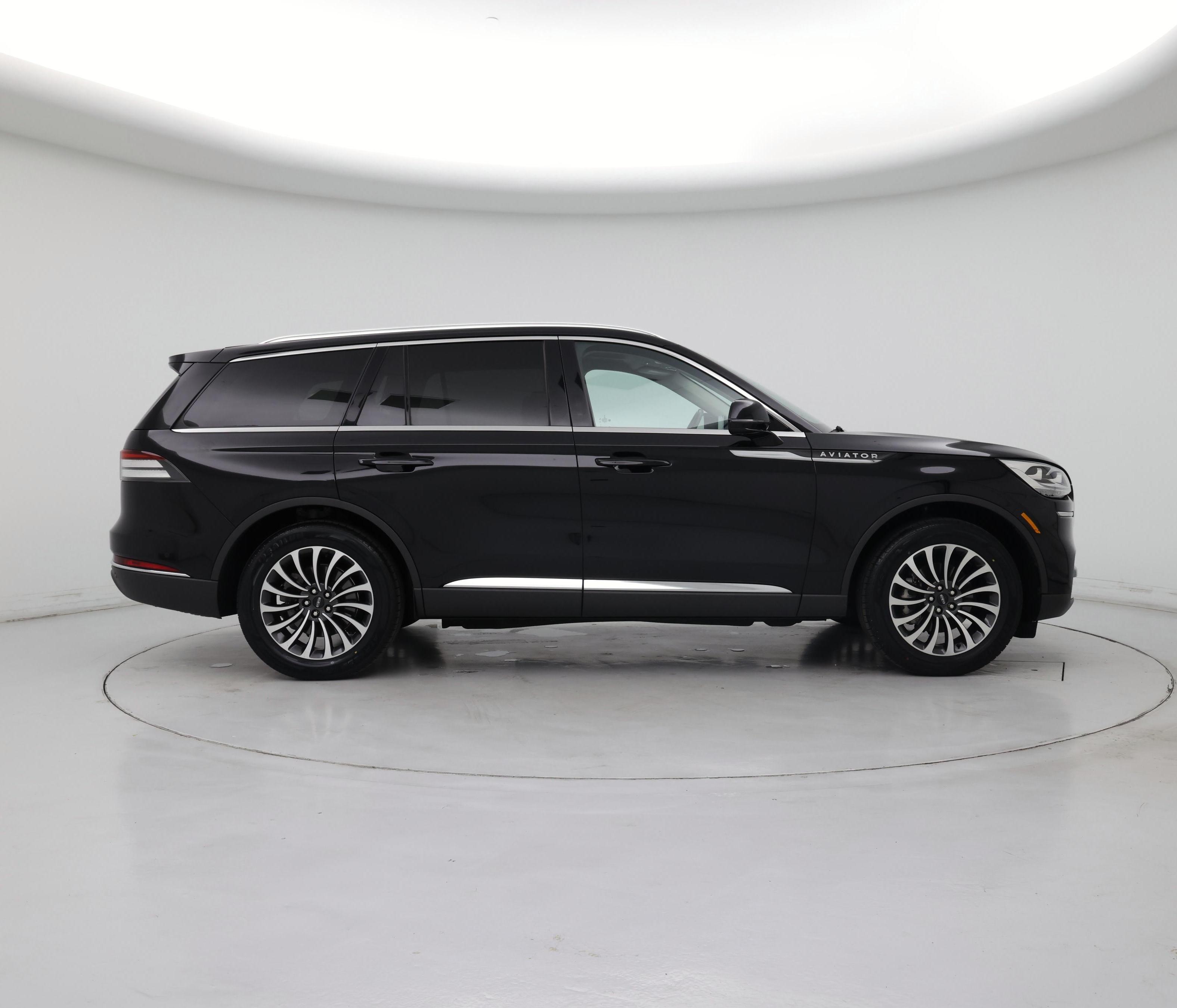 Thumbnail: 2023 Lincoln Aviator - 7