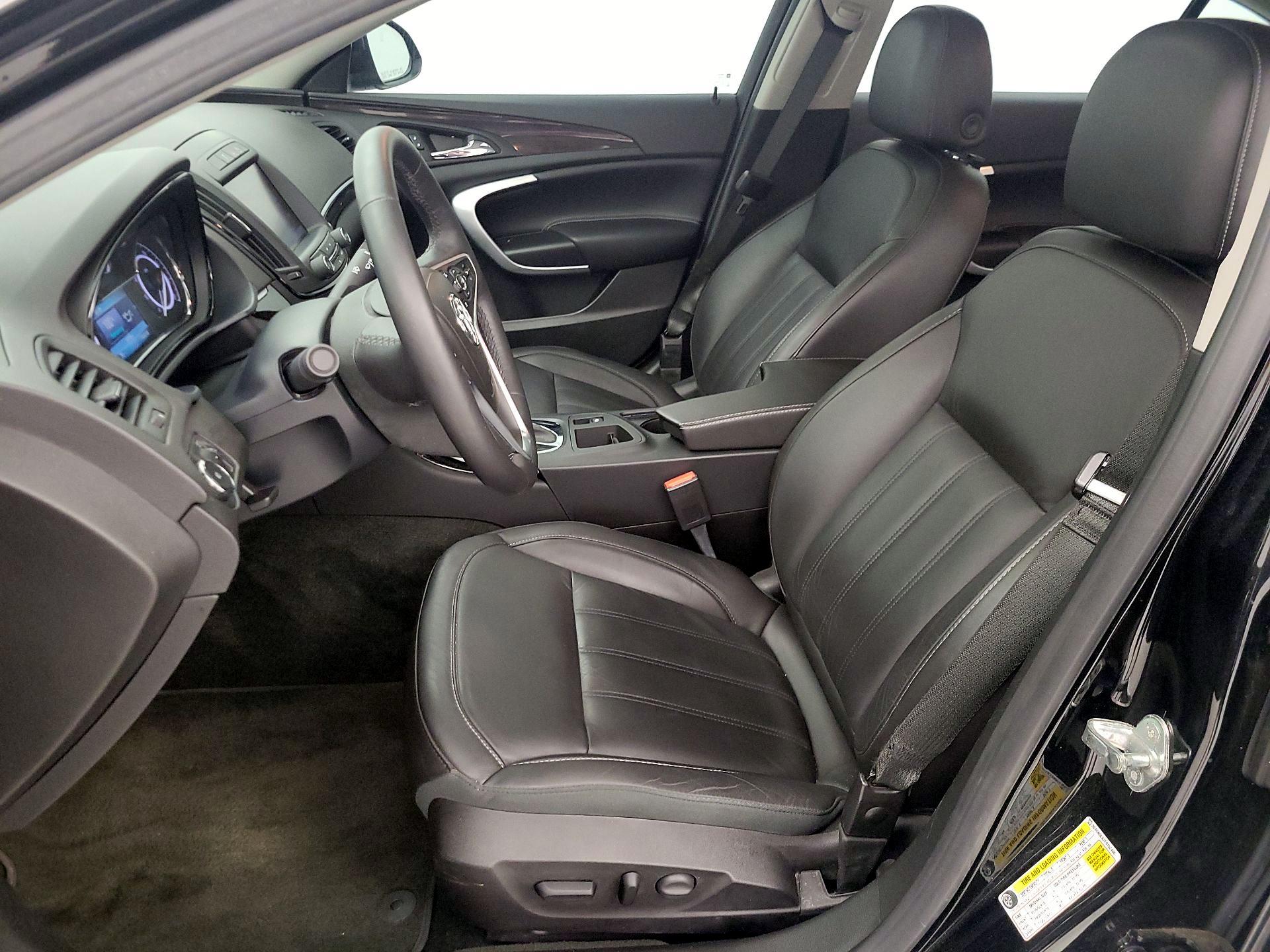 Thumbnail: 2015 Buick Regal - 11