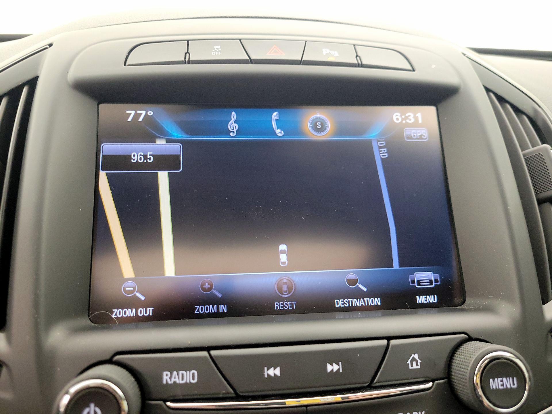 Thumbnail: 2015 Buick Regal - 14
