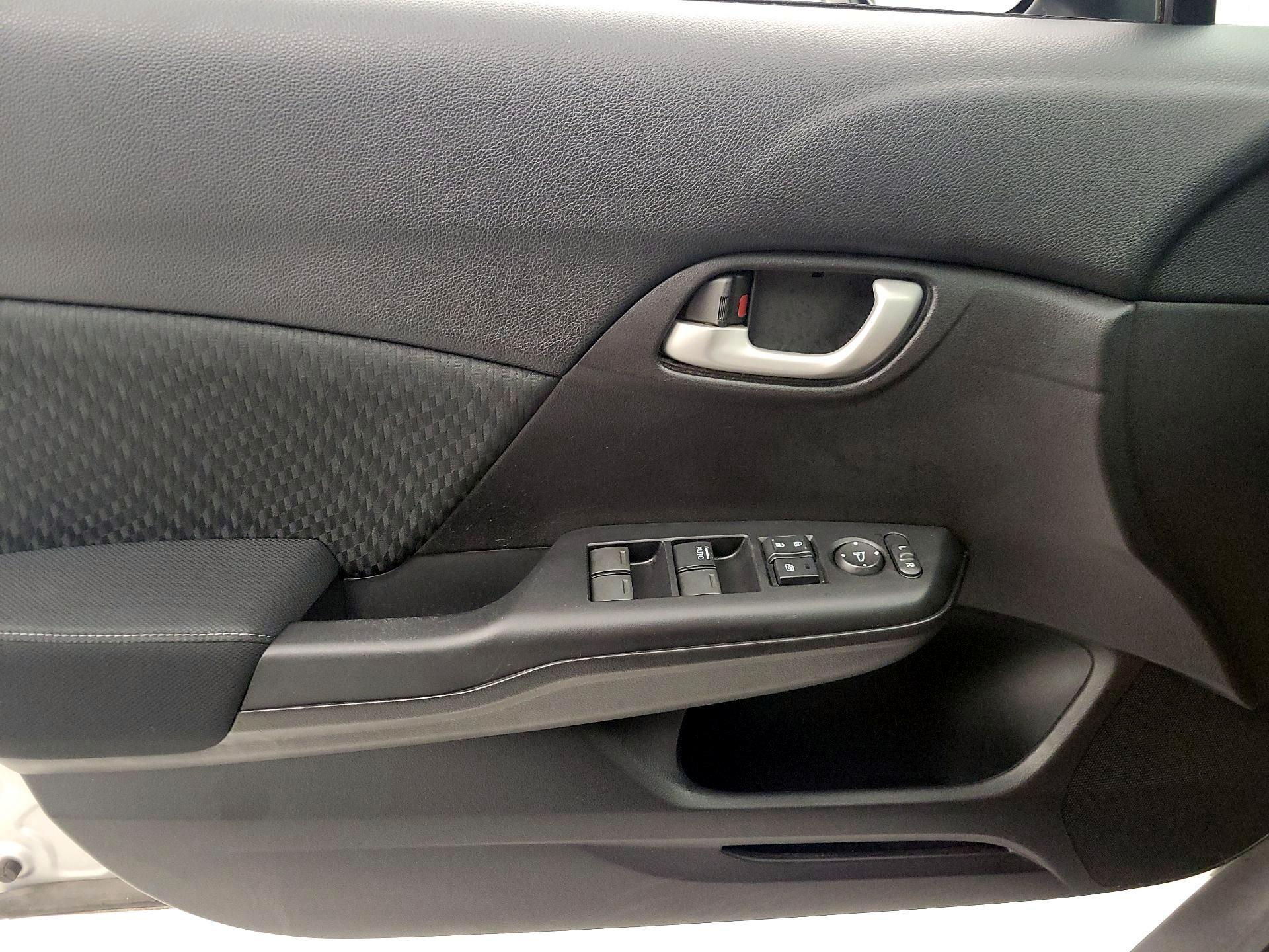 Thumbnail: 2015 Honda Civic - 12