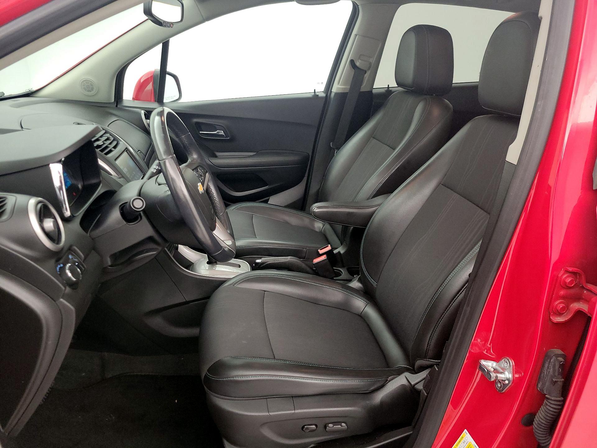 Thumbnail: 2016 Chevrolet Trax - 11