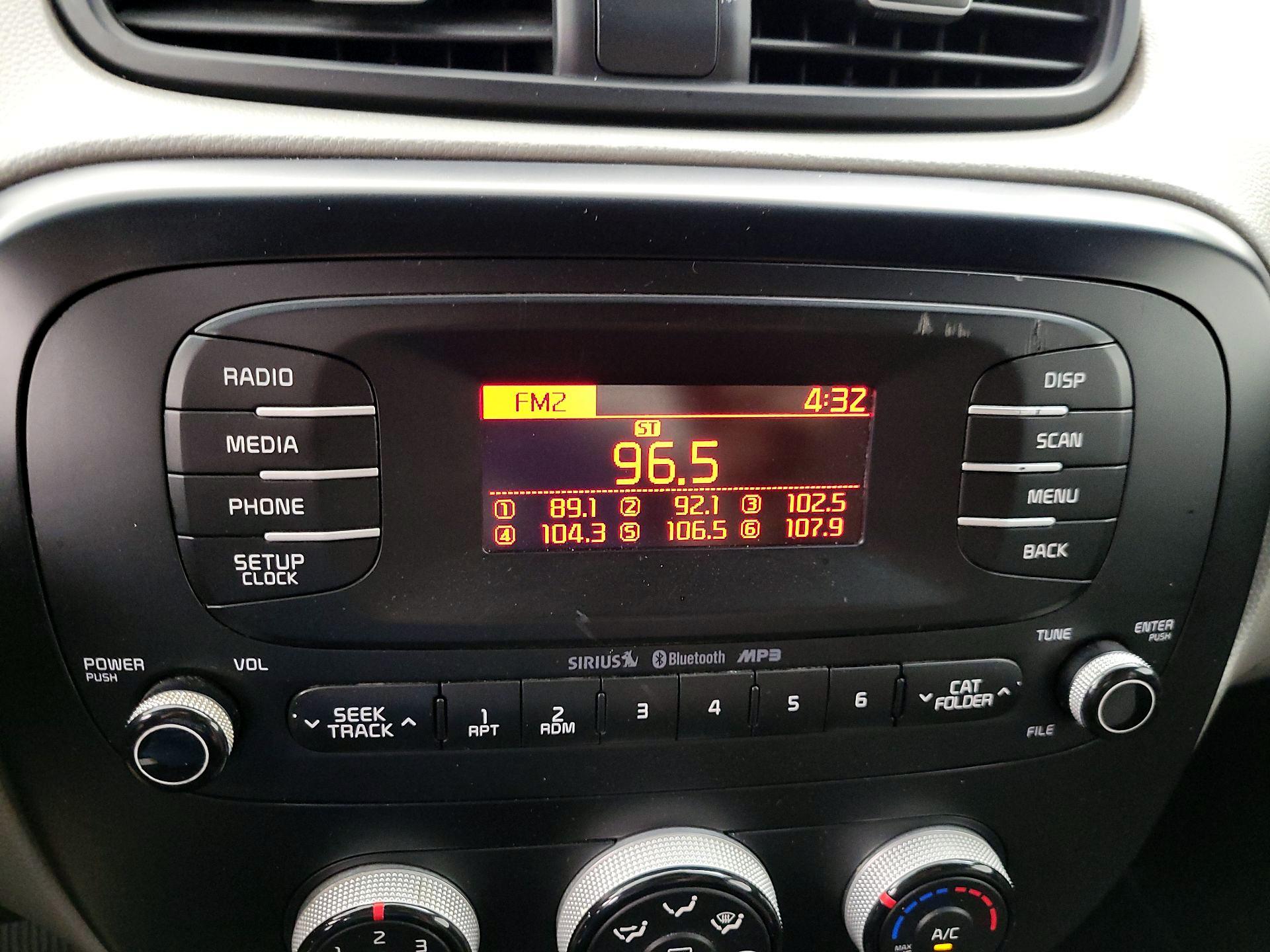 Thumbnail: 2016 Kia Soul - 14