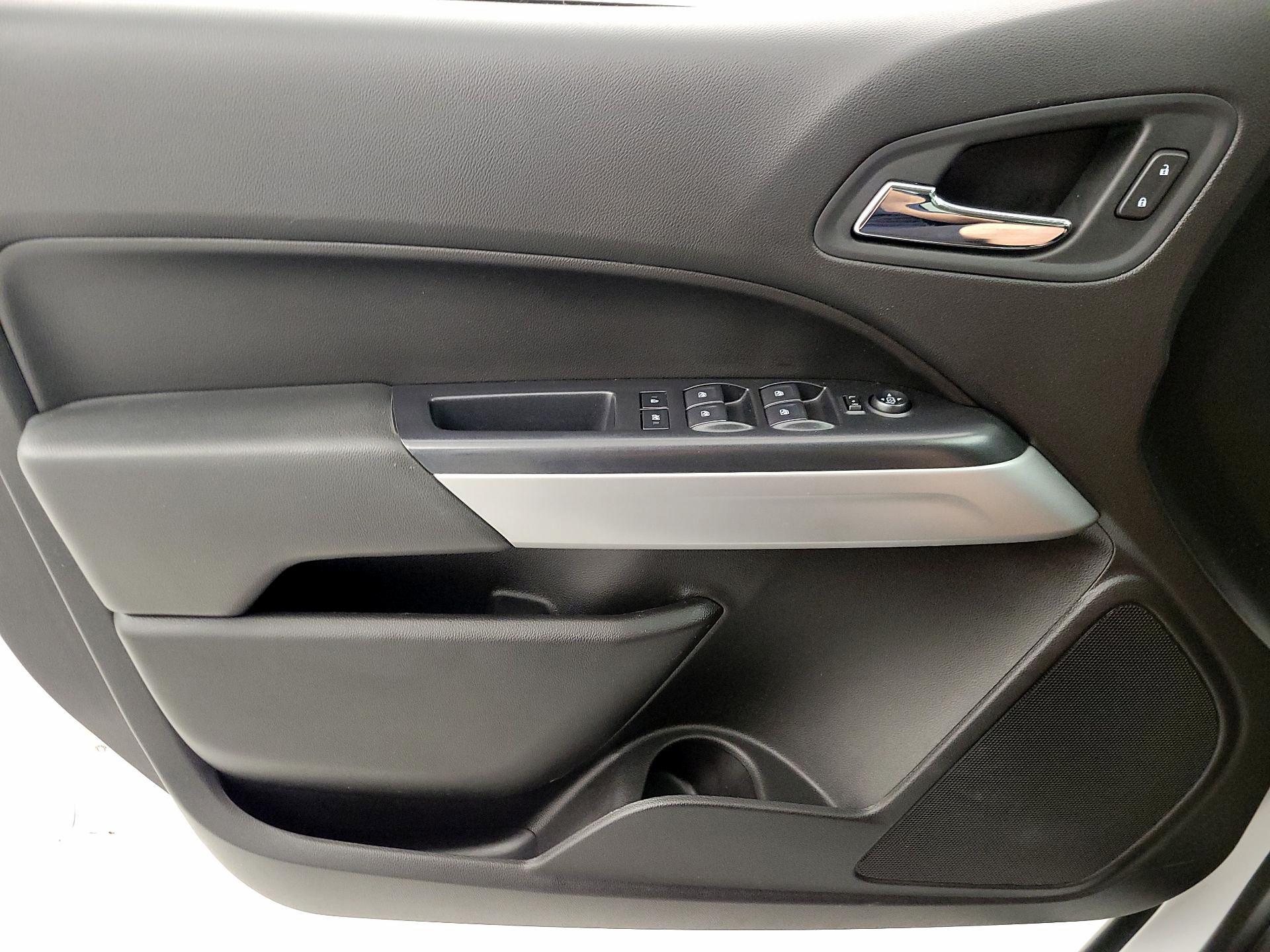 Thumbnail: 2021 Chevrolet Colorado - 12