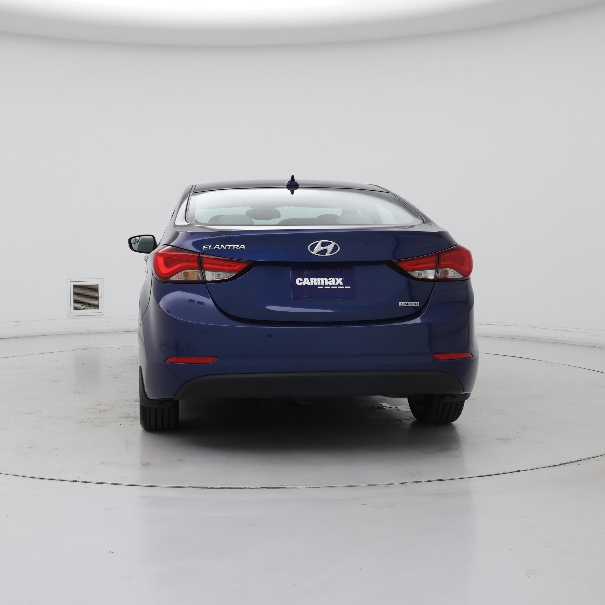 Thumbnail: 2015 Hyundai Elantra - 6
