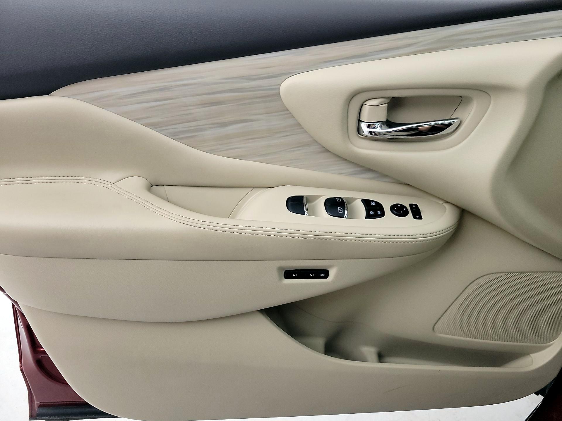 Thumbnail: 2017 Nissan Murano - 12
