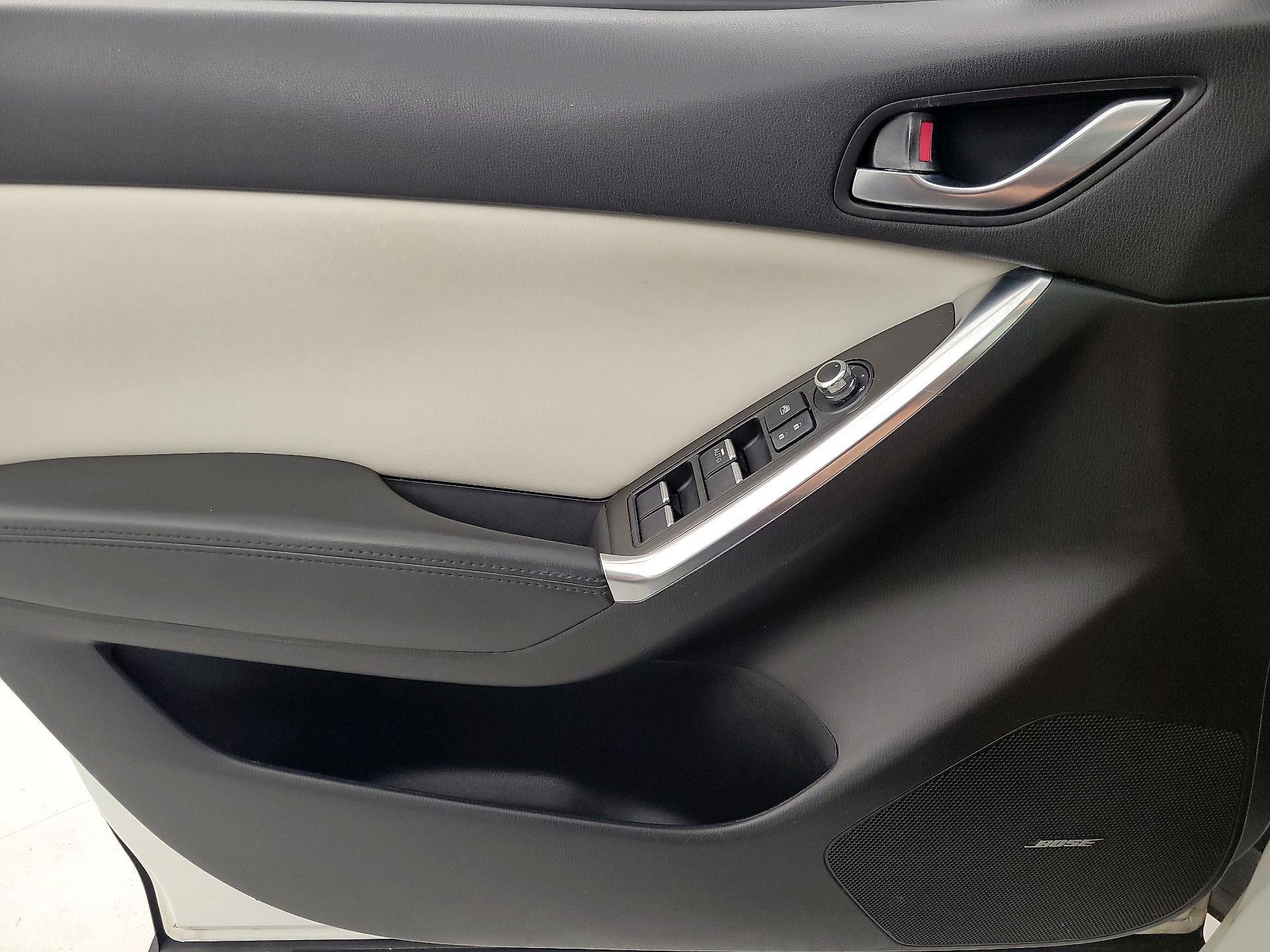 Thumbnail: 2016 Mazda CX-5 - 12