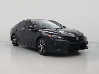 Black 2022 Toyota Camry SE