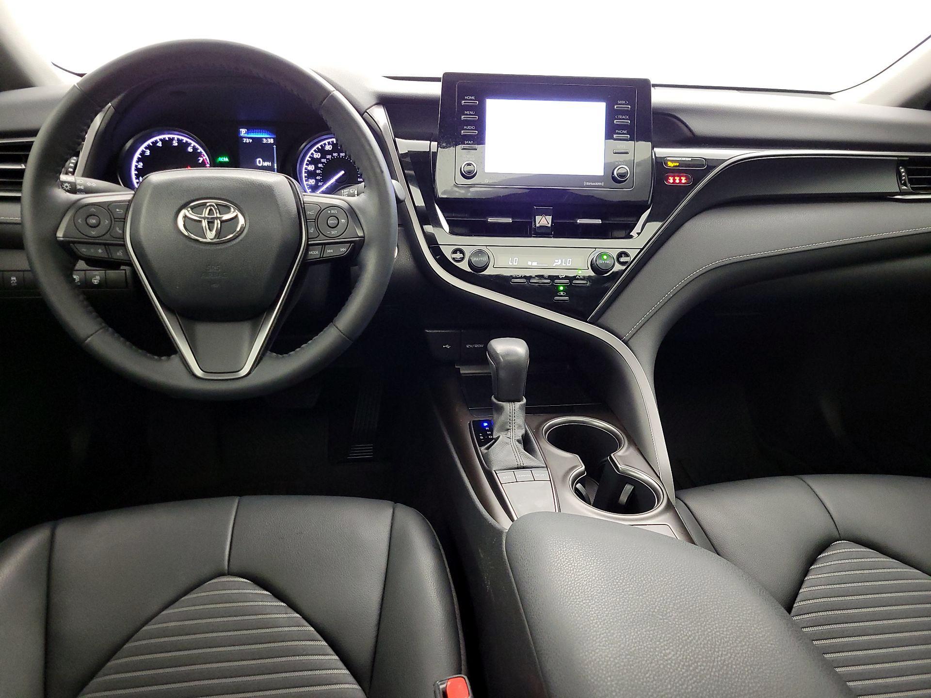 Thumbnail: 2022 Toyota Camry - 9