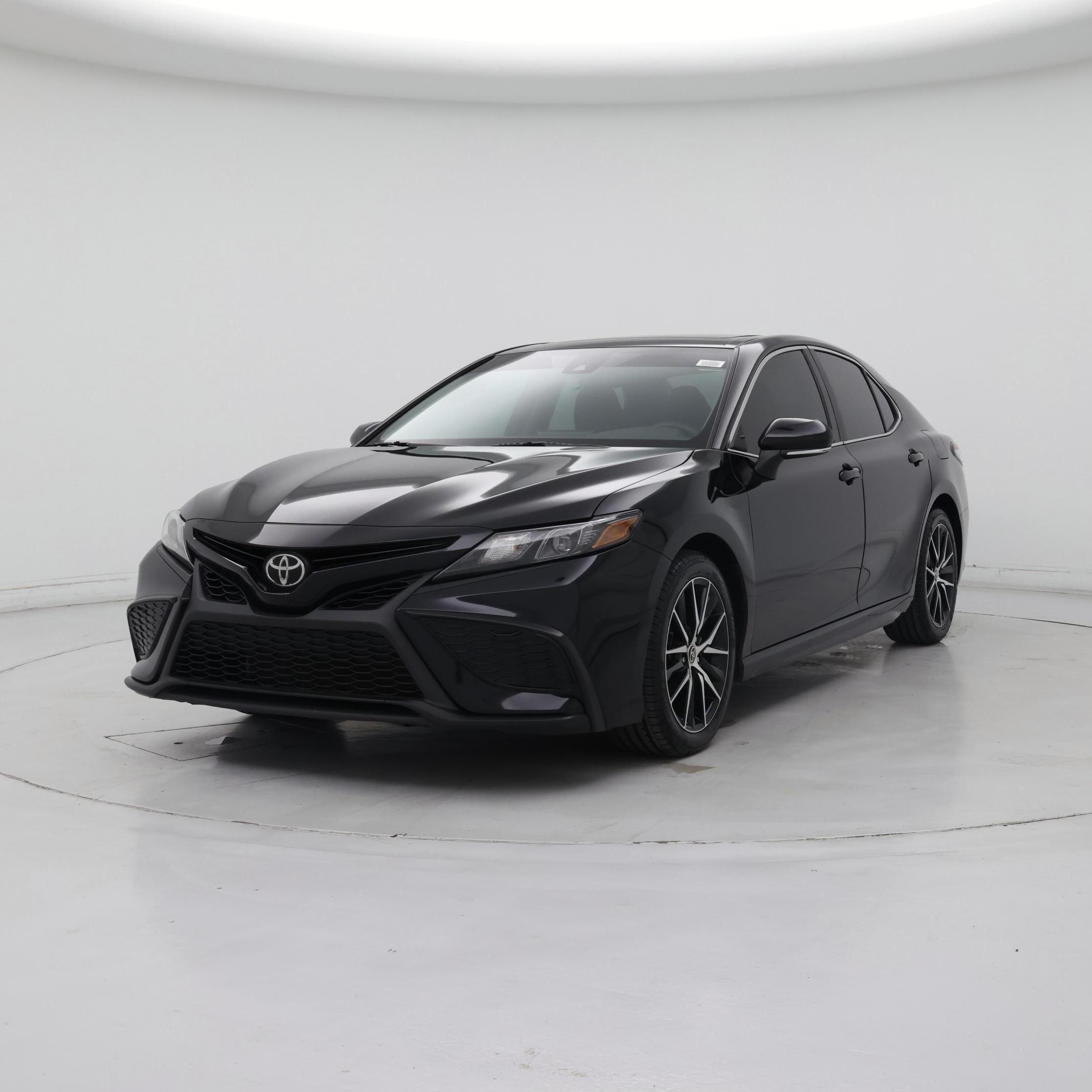 Thumbnail: 2022 Toyota Camry - 4