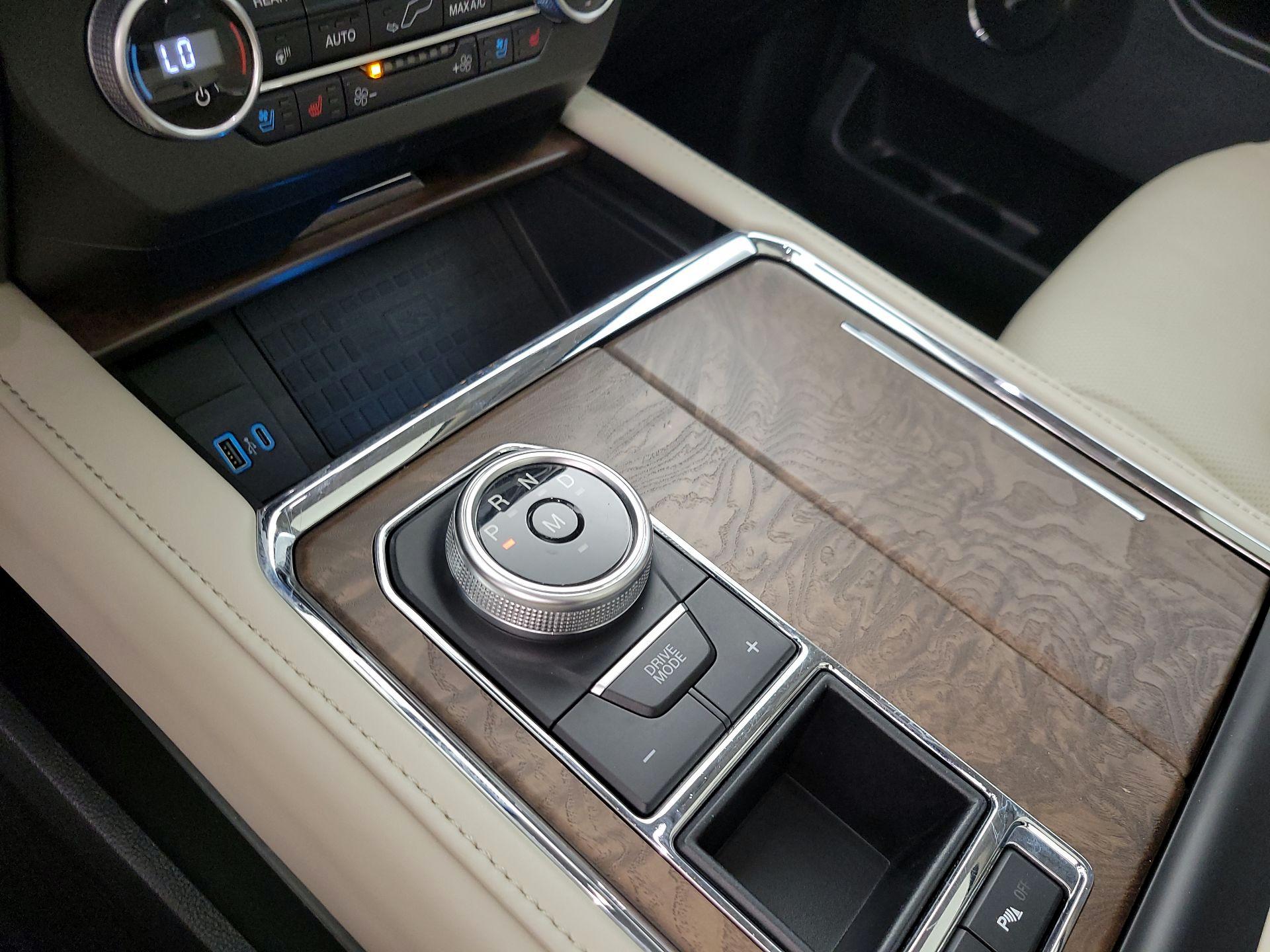 Thumbnail: 2021 Ford Expedition - 18