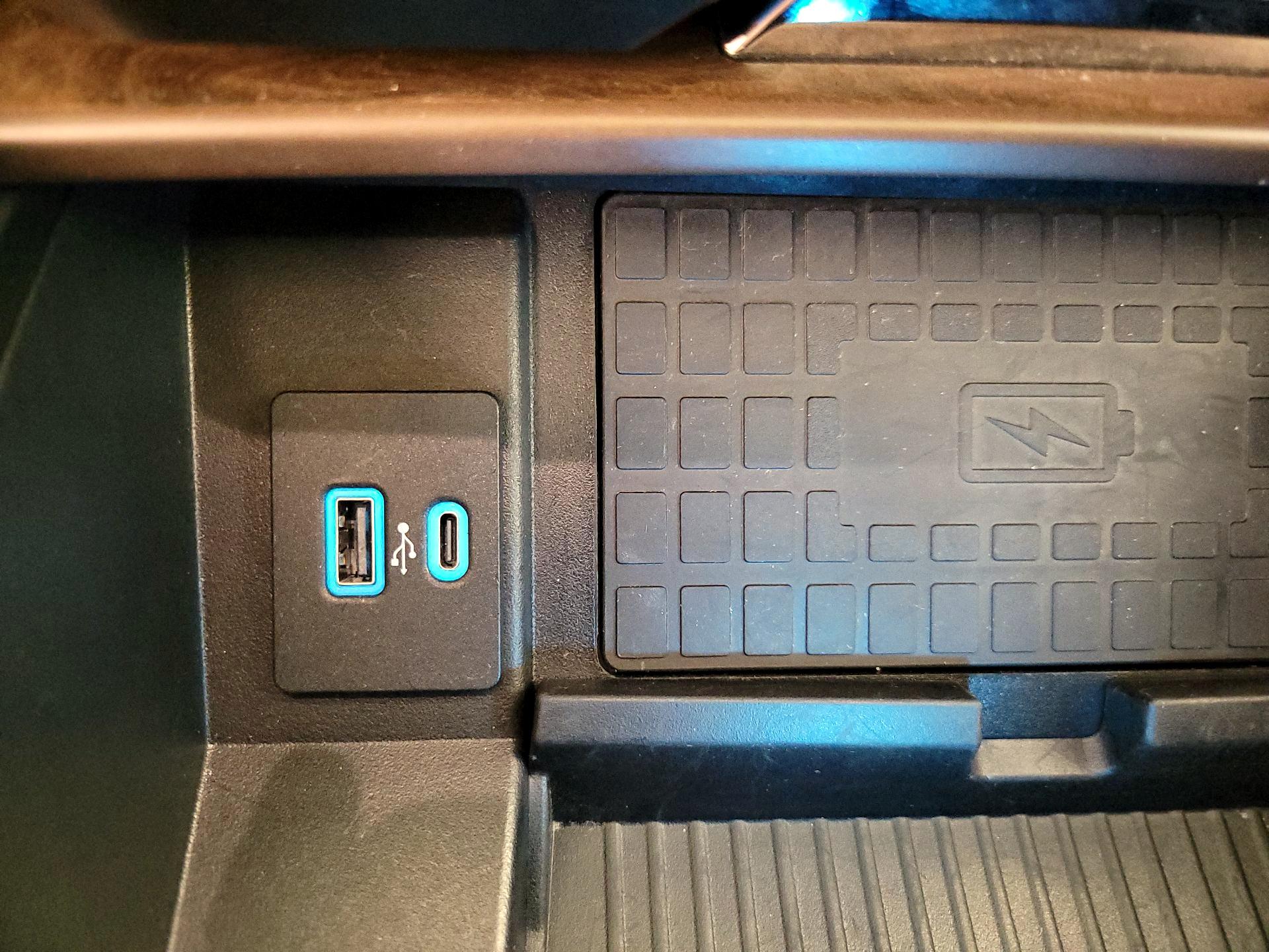 Thumbnail: 2021 Ford Expedition - 19