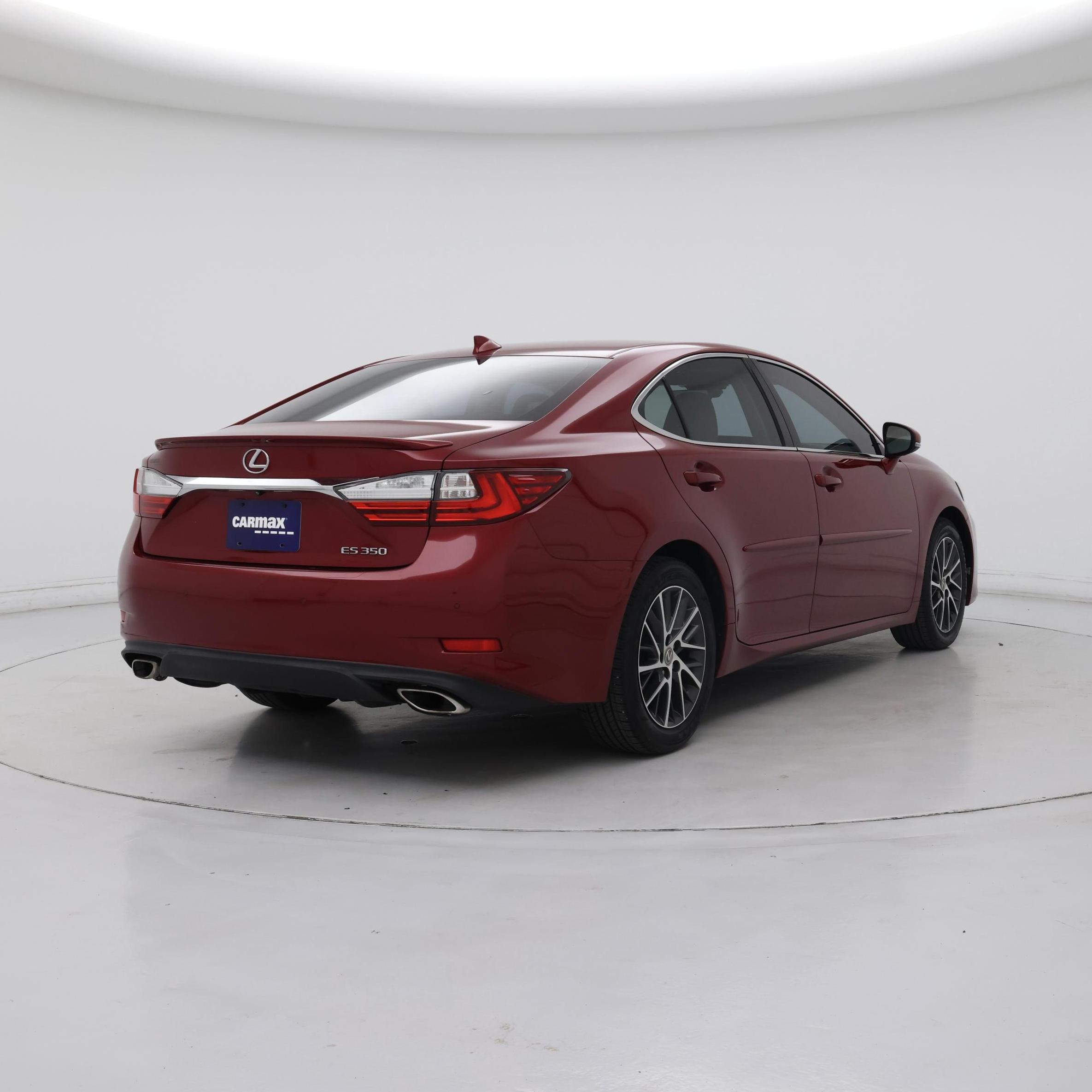 Thumbnail: 2017 Lexus ES - 8