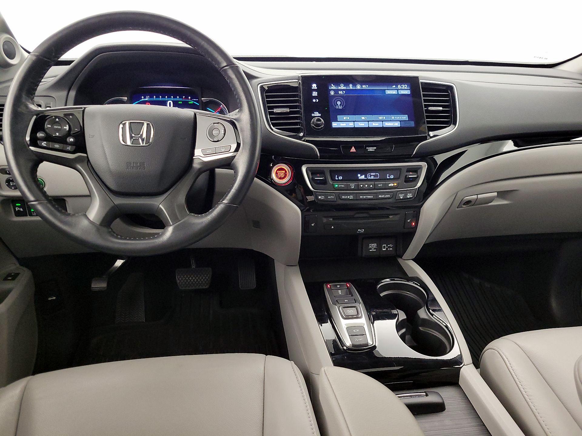Thumbnail: 2019 Honda Pilot - 9
