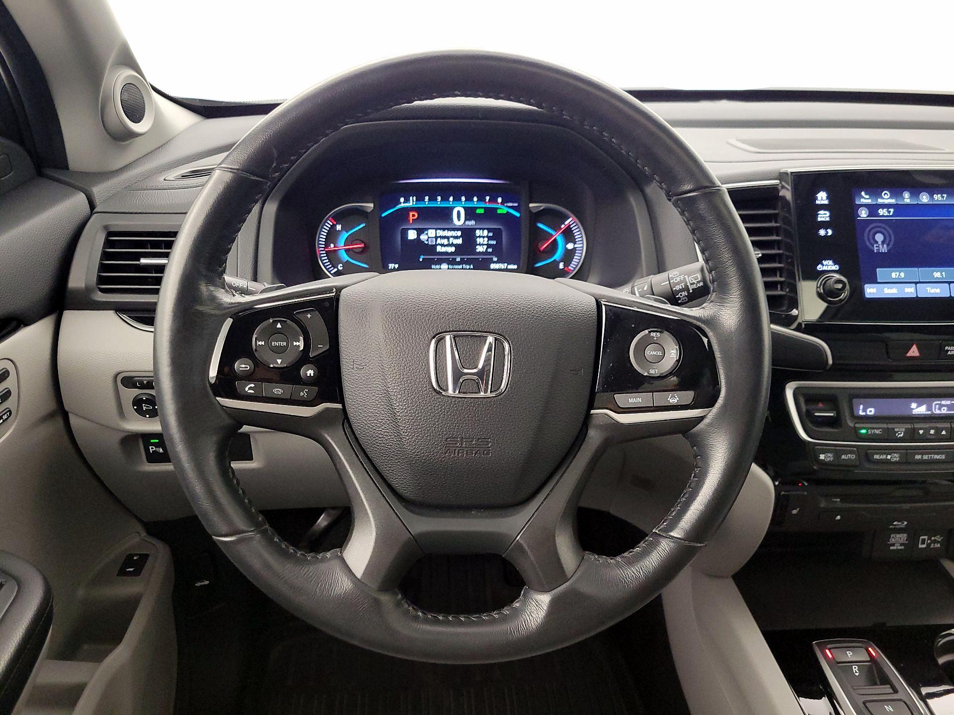 Thumbnail: 2019 Honda Pilot - 10