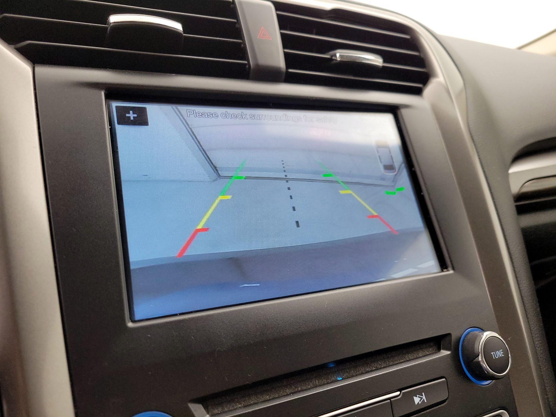 Thumbnail: 2018 Ford Fusion - 14