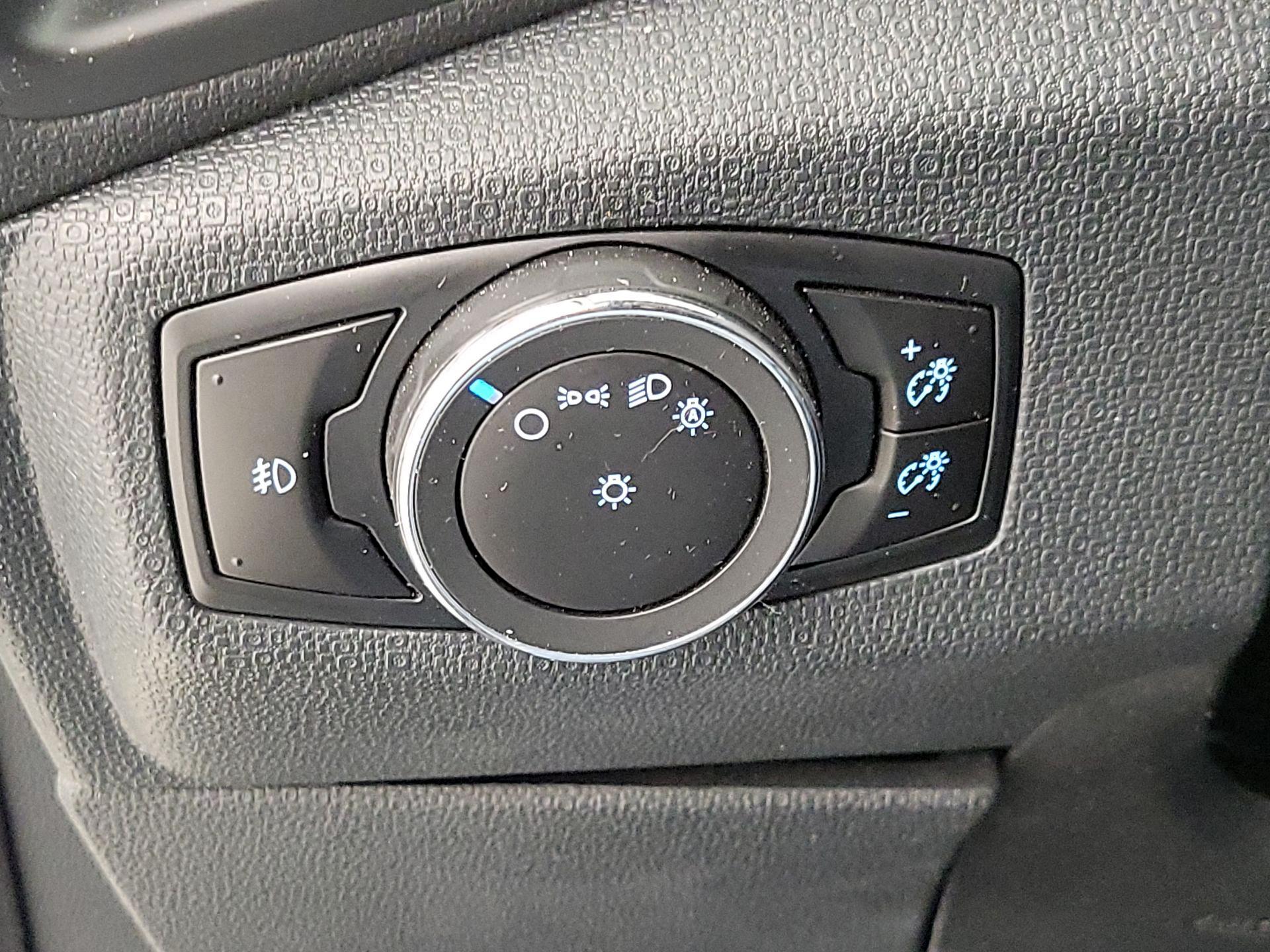 Thumbnail: 2021 Ford EcoSport - 13