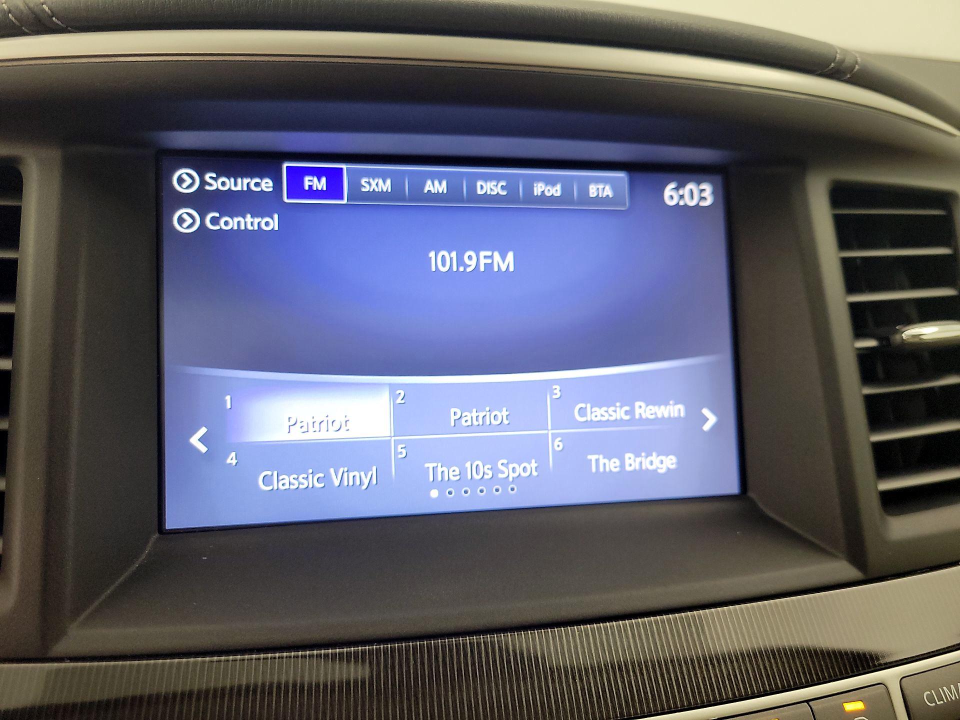 Thumbnail: 2019 INFINITI QX60 - 16