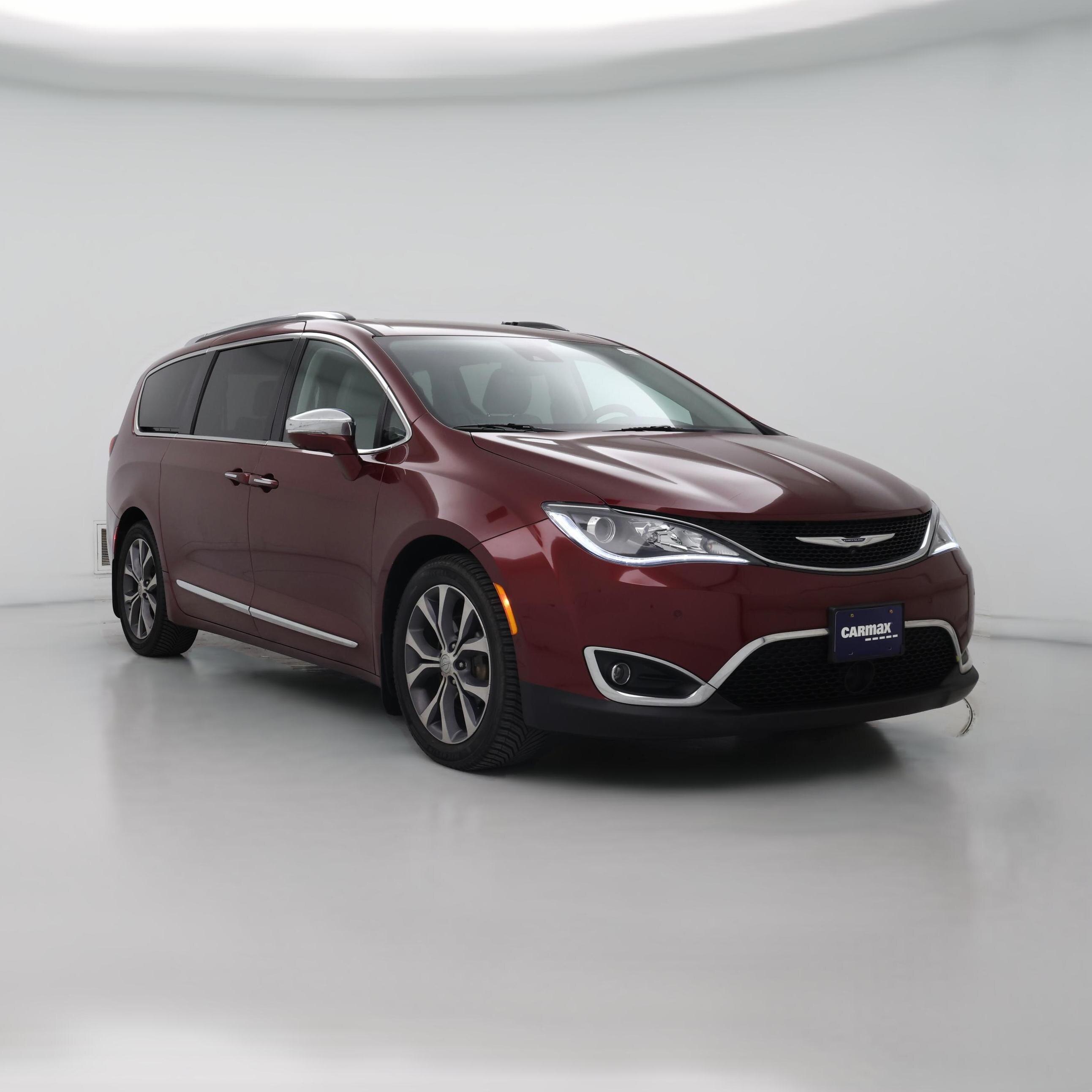 Thumbnail: 2017 Chrysler Pacifica - 1