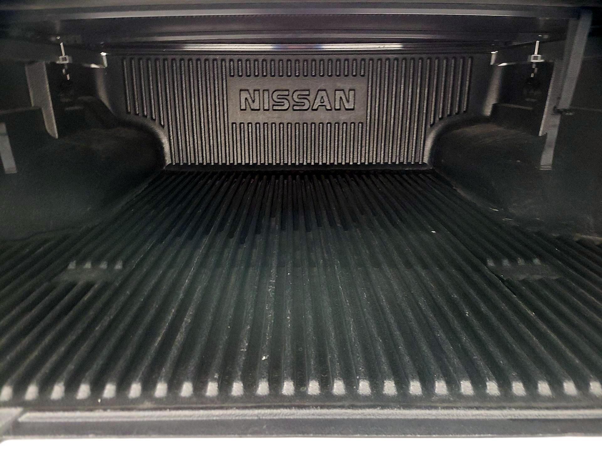 Thumbnail: 2016 Nissan Frontier - 19