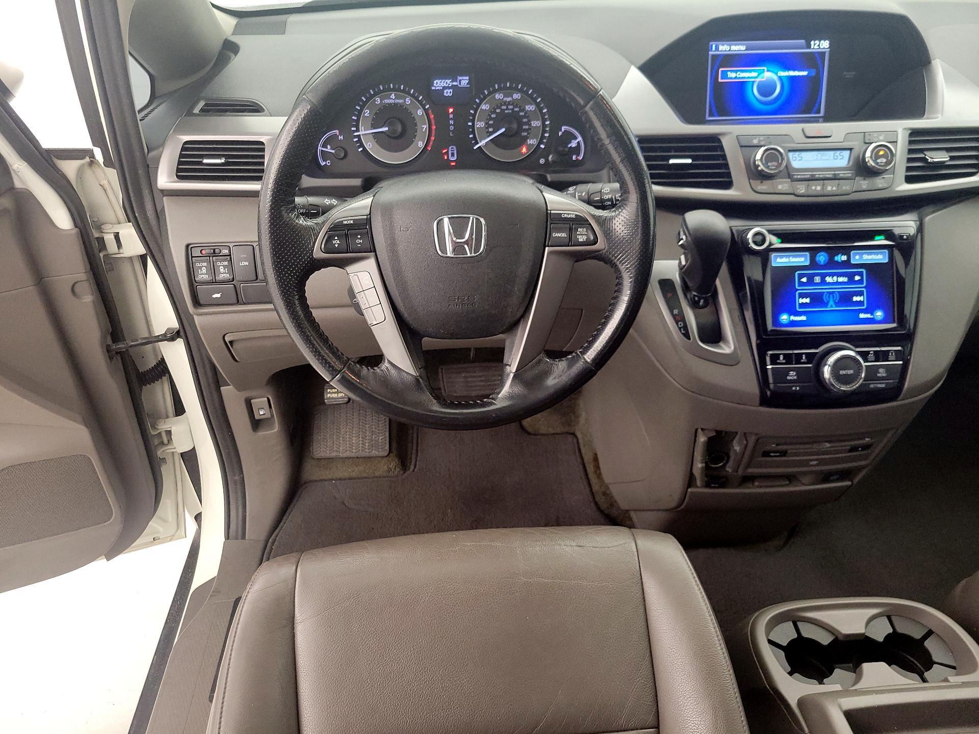 Thumbnail: 2017 Honda Odyssey - 10