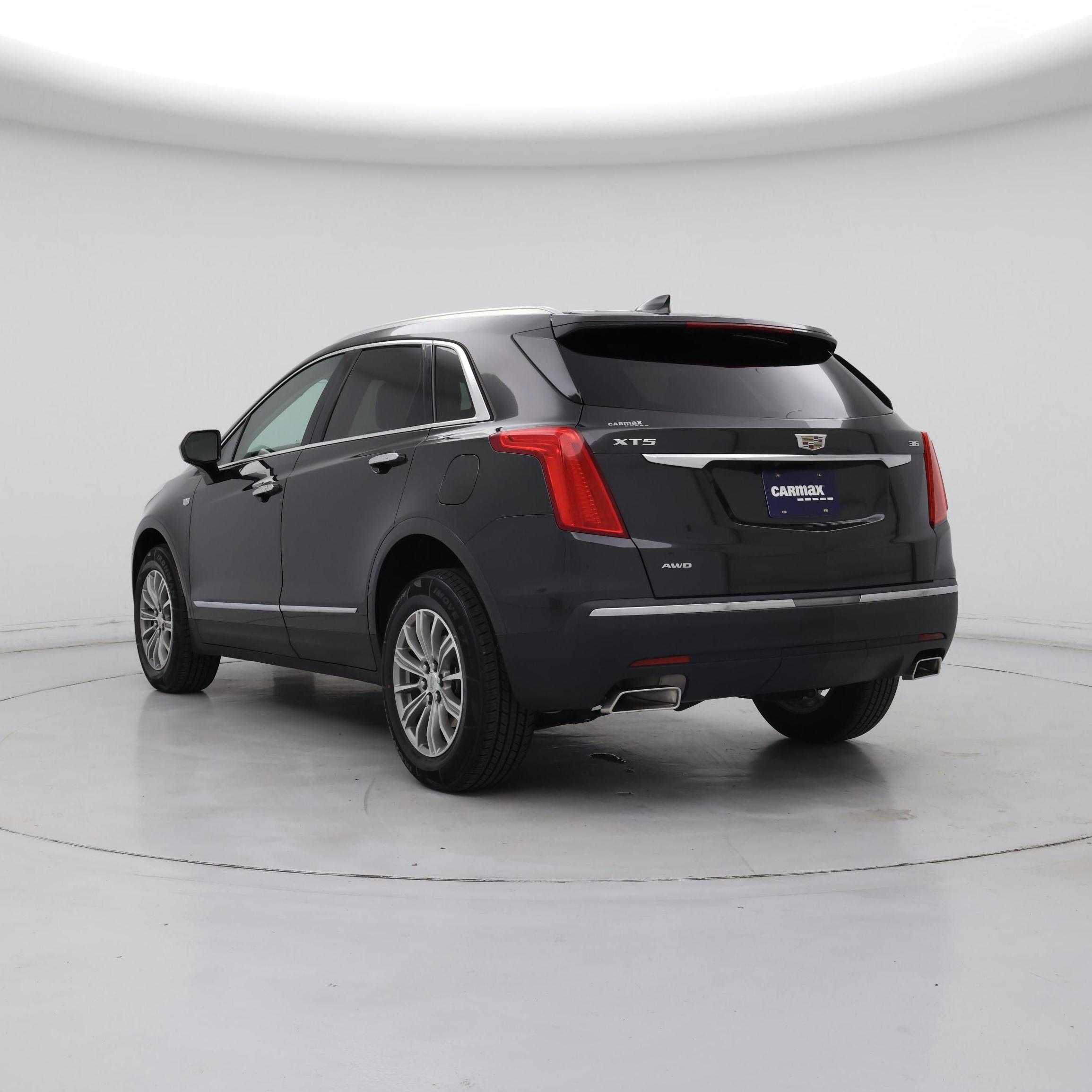 Thumbnail: 2018 Cadillac XT5 - 2