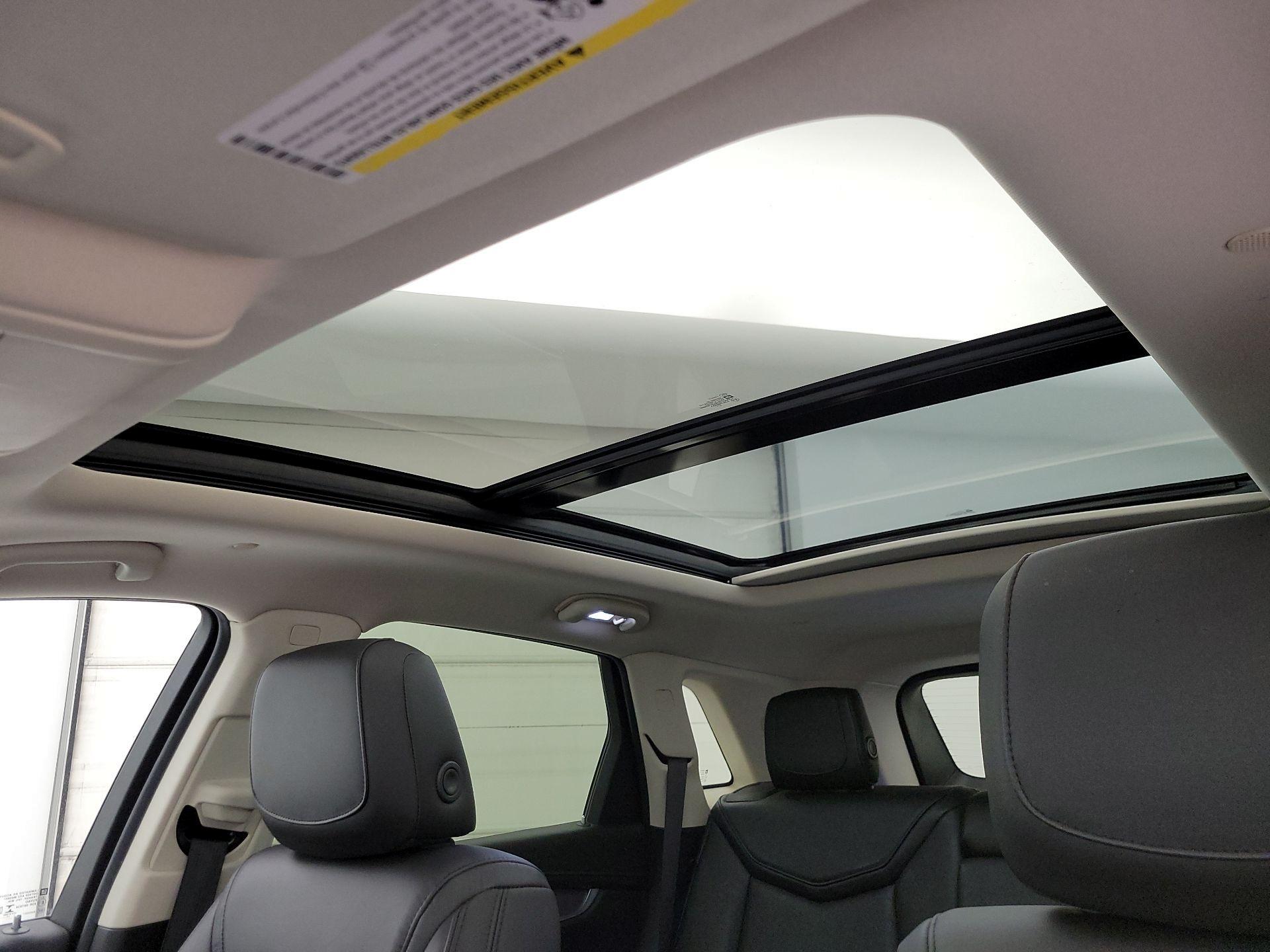 Thumbnail: 2018 Cadillac XT5 - 20