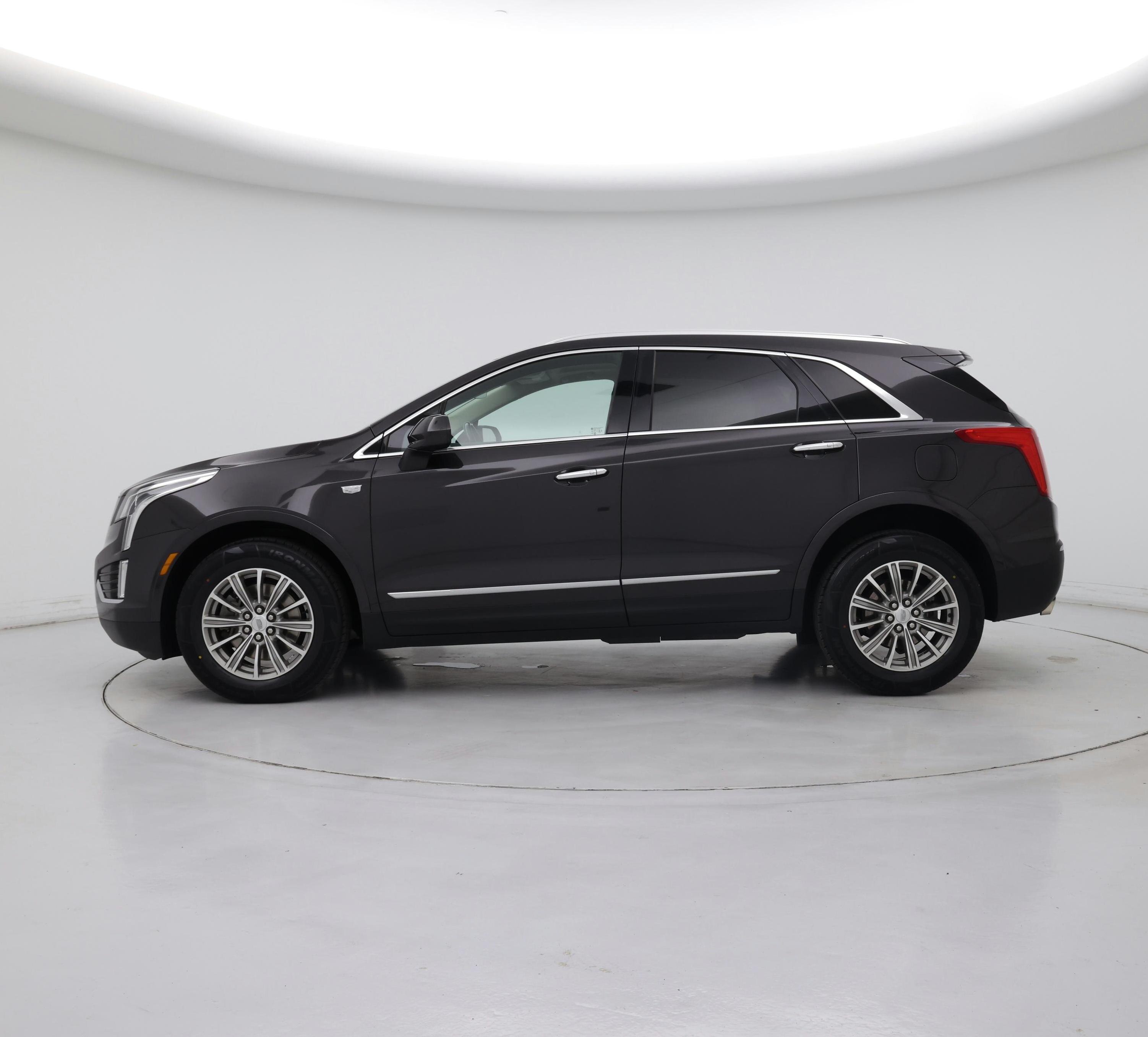 Thumbnail: 2018 Cadillac XT5 - 3