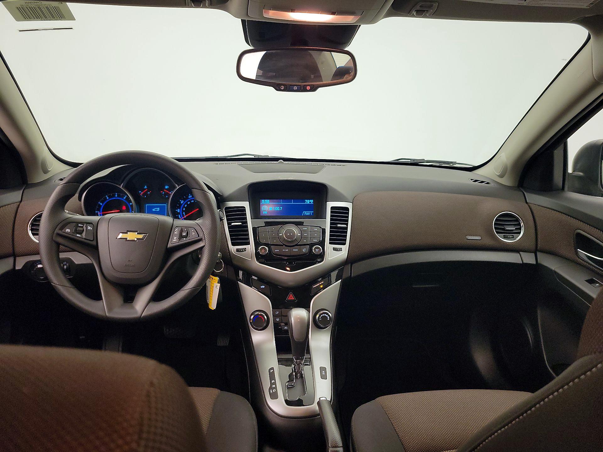 Thumbnail: 2015 Chevrolet Cruze - 9