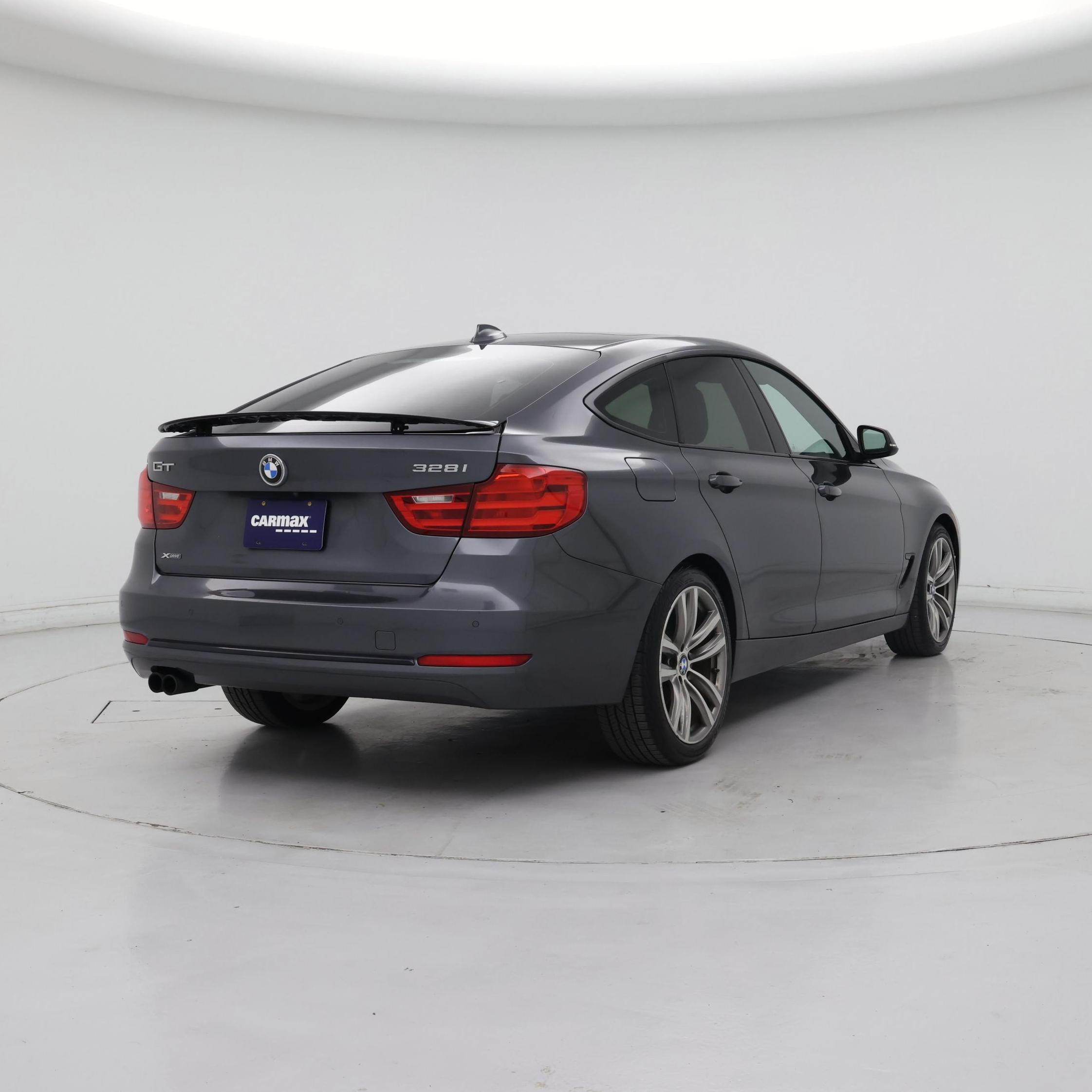 Thumbnail: 2016 BMW 3 Series - 8