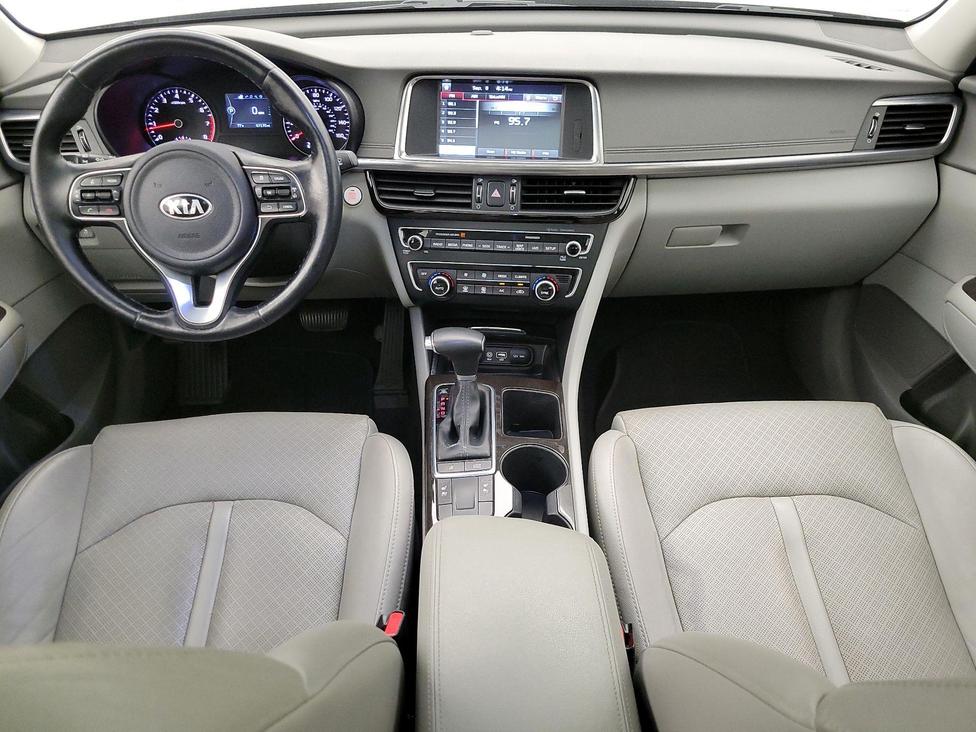 Thumbnail: 2016 Kia Optima - 9