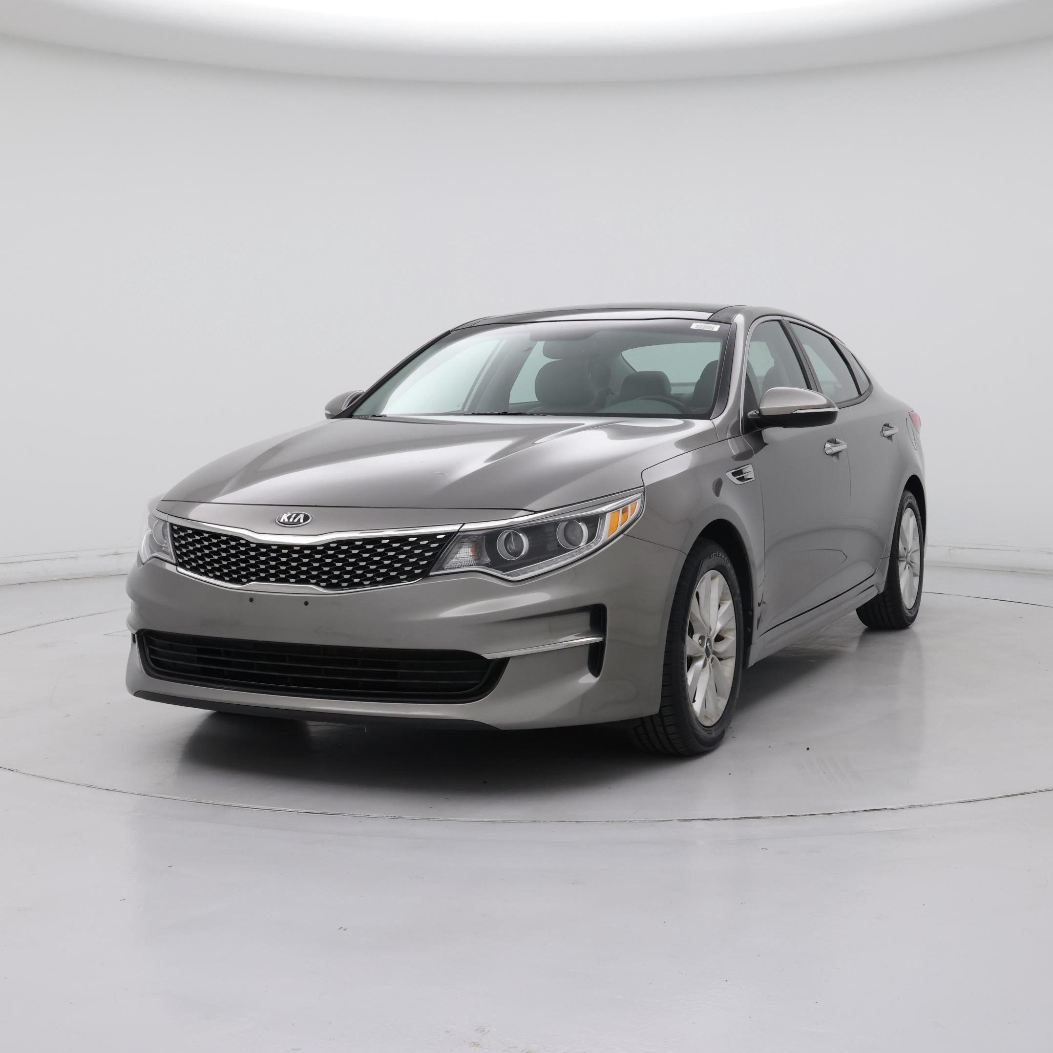 Thumbnail: 2016 Kia Optima - 4