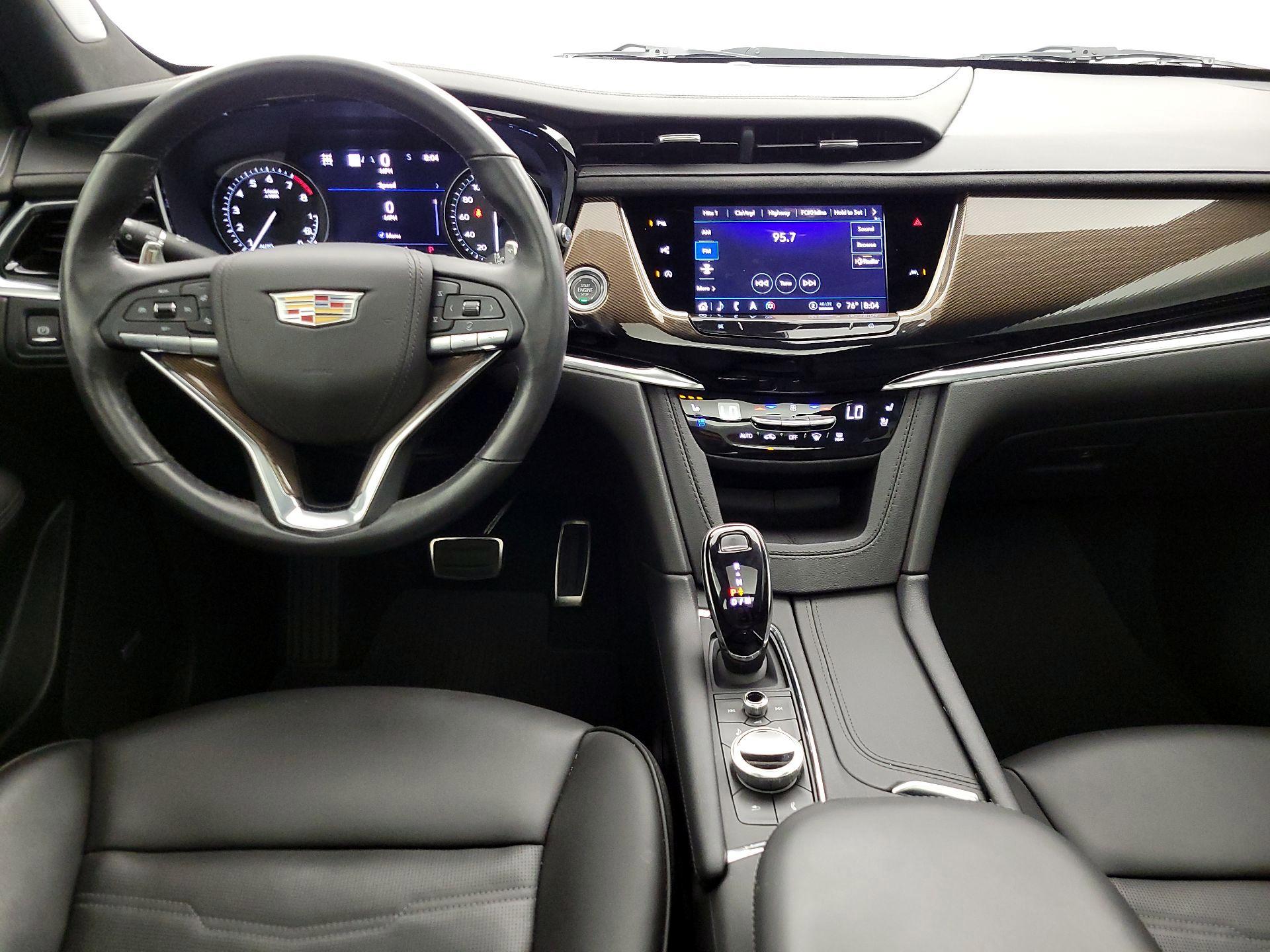 Thumbnail: 2024 Cadillac XT6 - 9