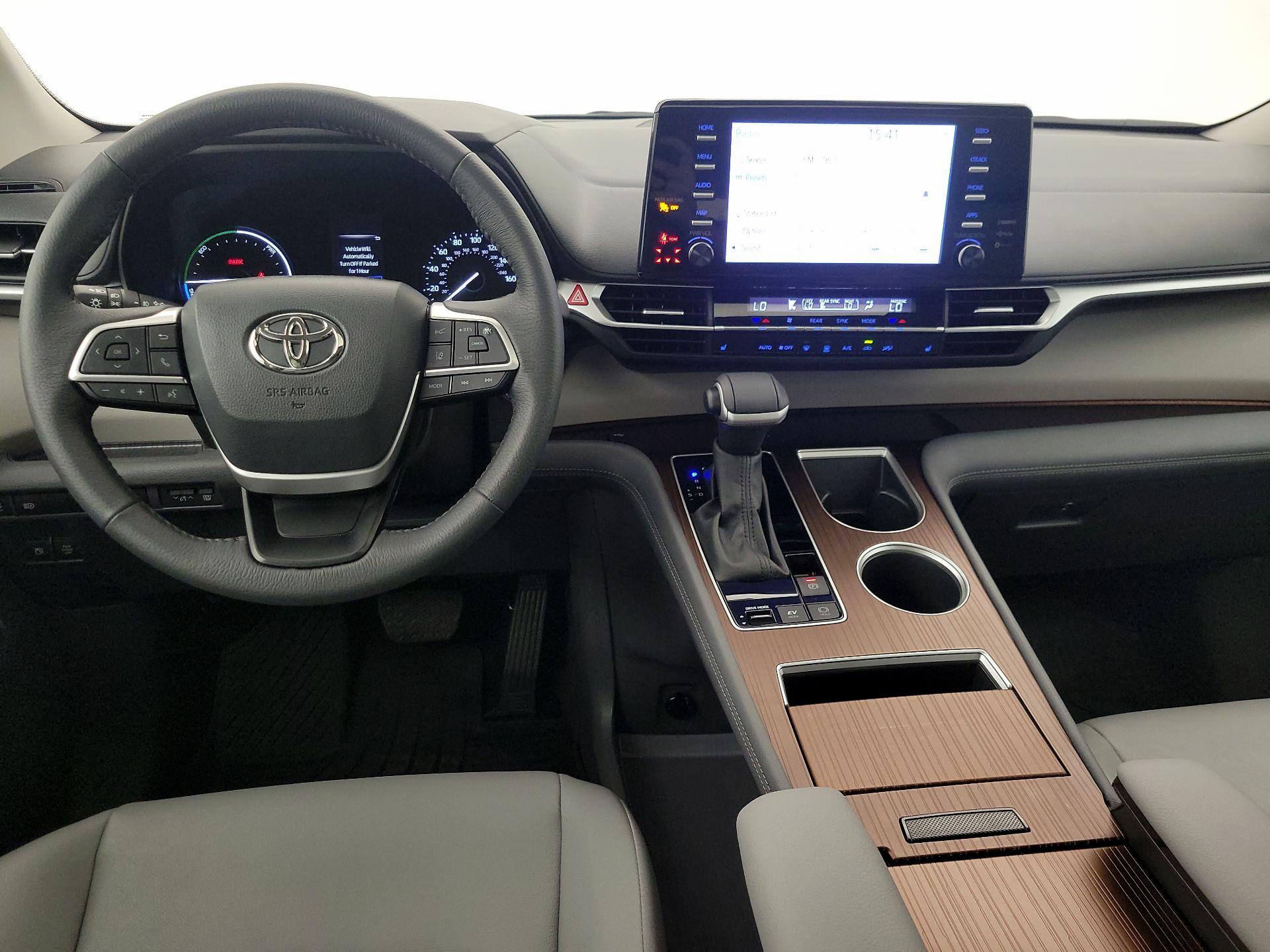 Thumbnail: 2024 Toyota Sienna - 9