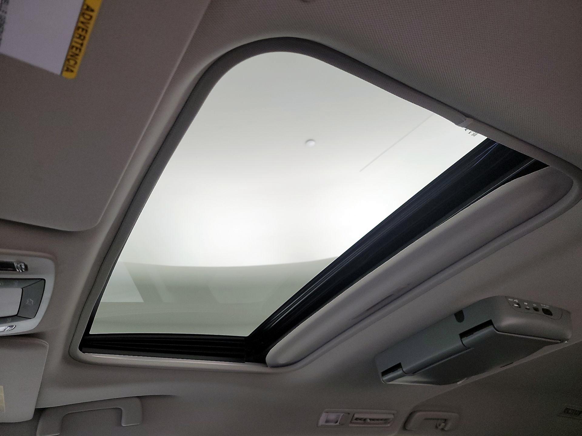 Thumbnail: 2024 Toyota Sienna - 19