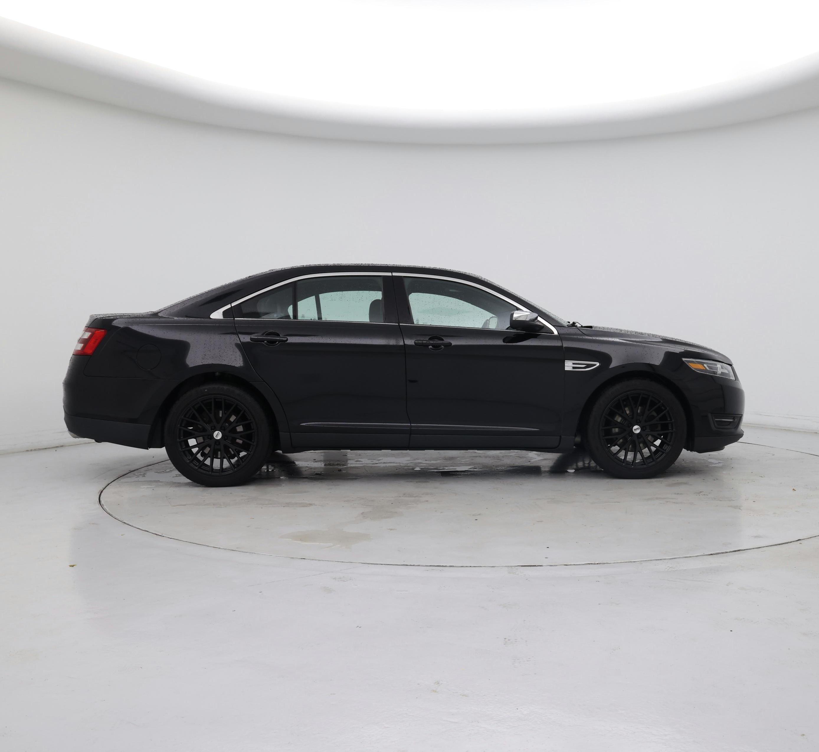 Thumbnail: 2017 Ford Taurus - 7