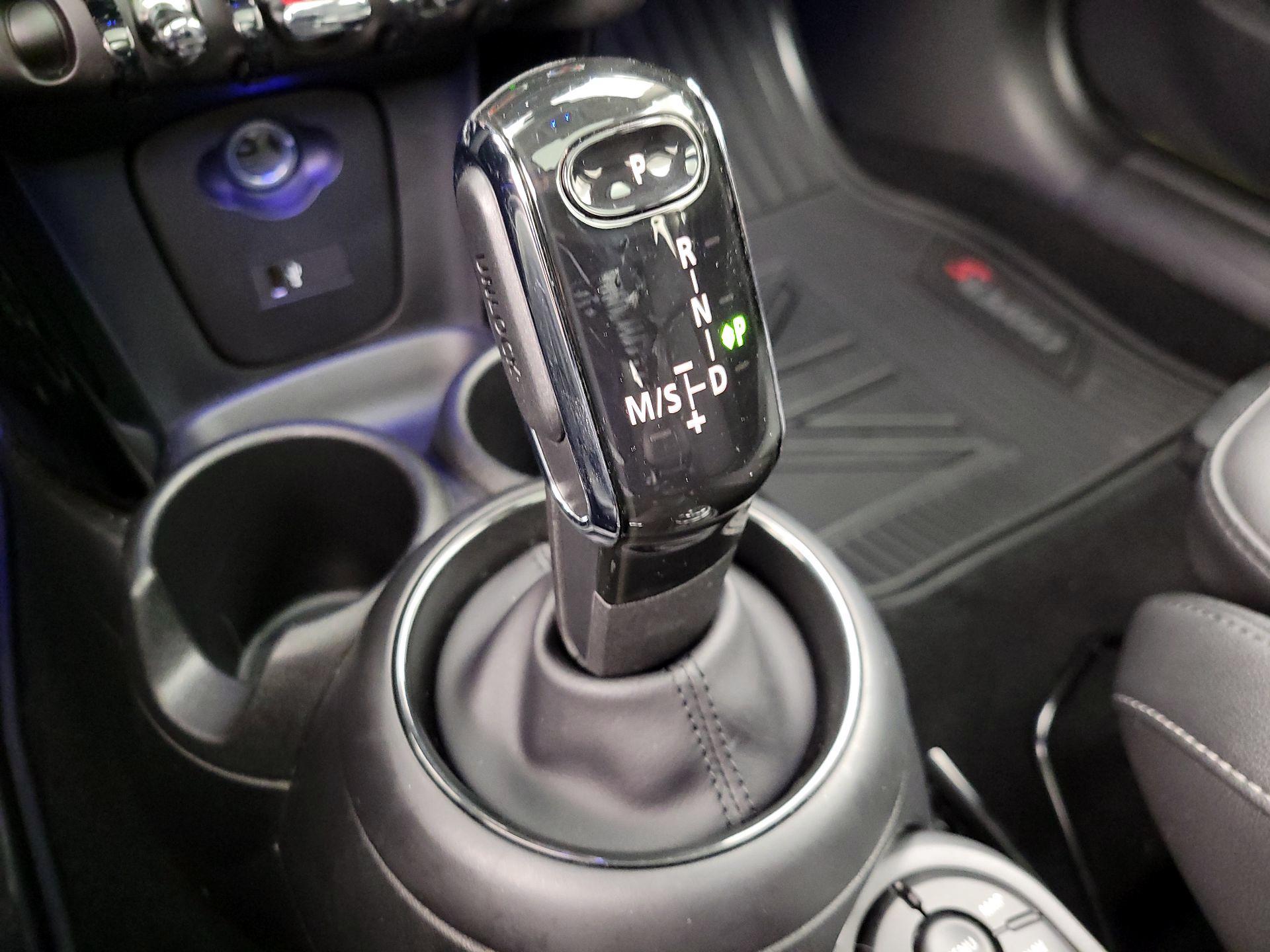 Thumbnail: 2023 MINI Cooper Hardtop - 18