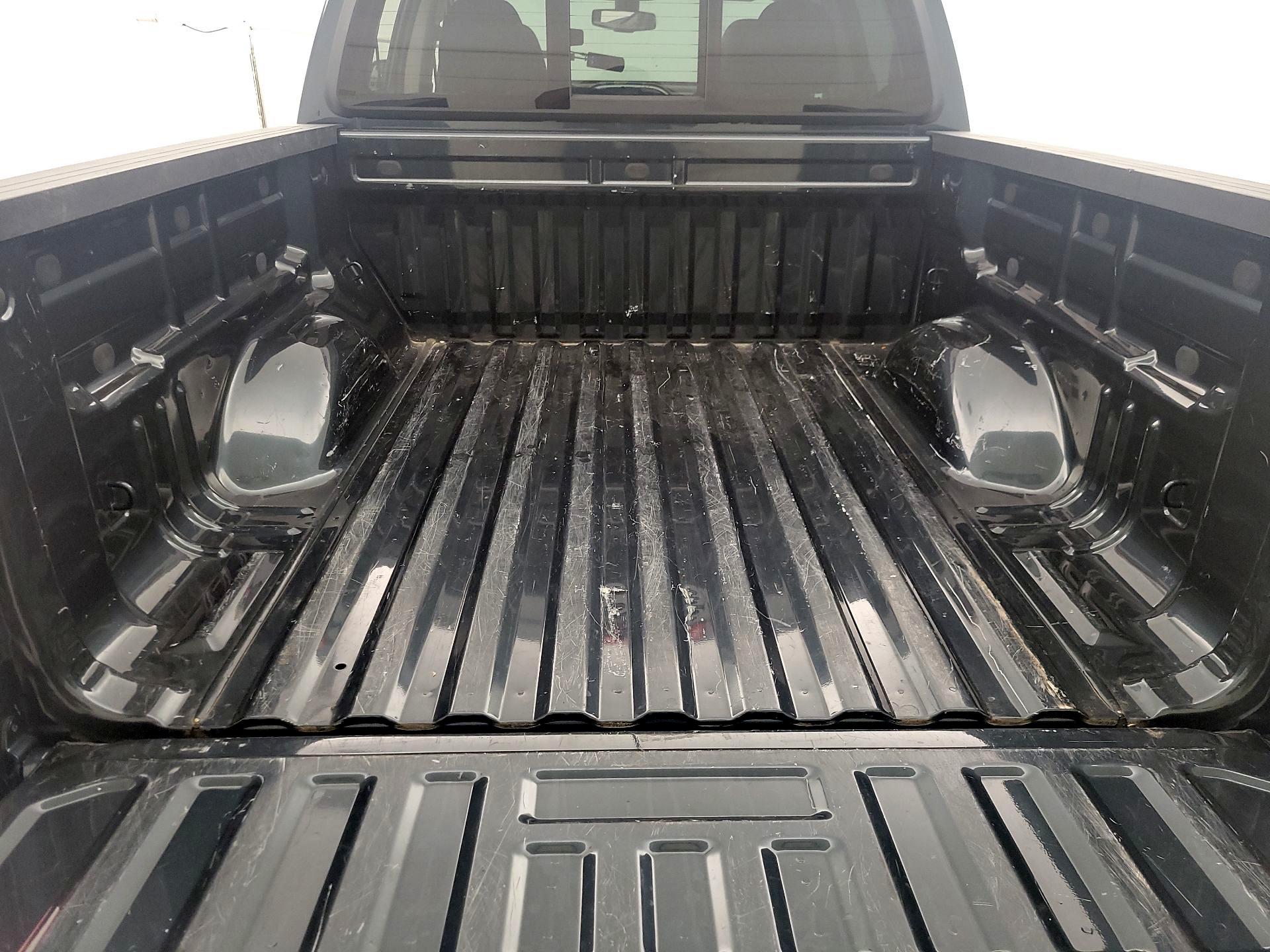 Thumbnail: 2018 Chevrolet Colorado - 20