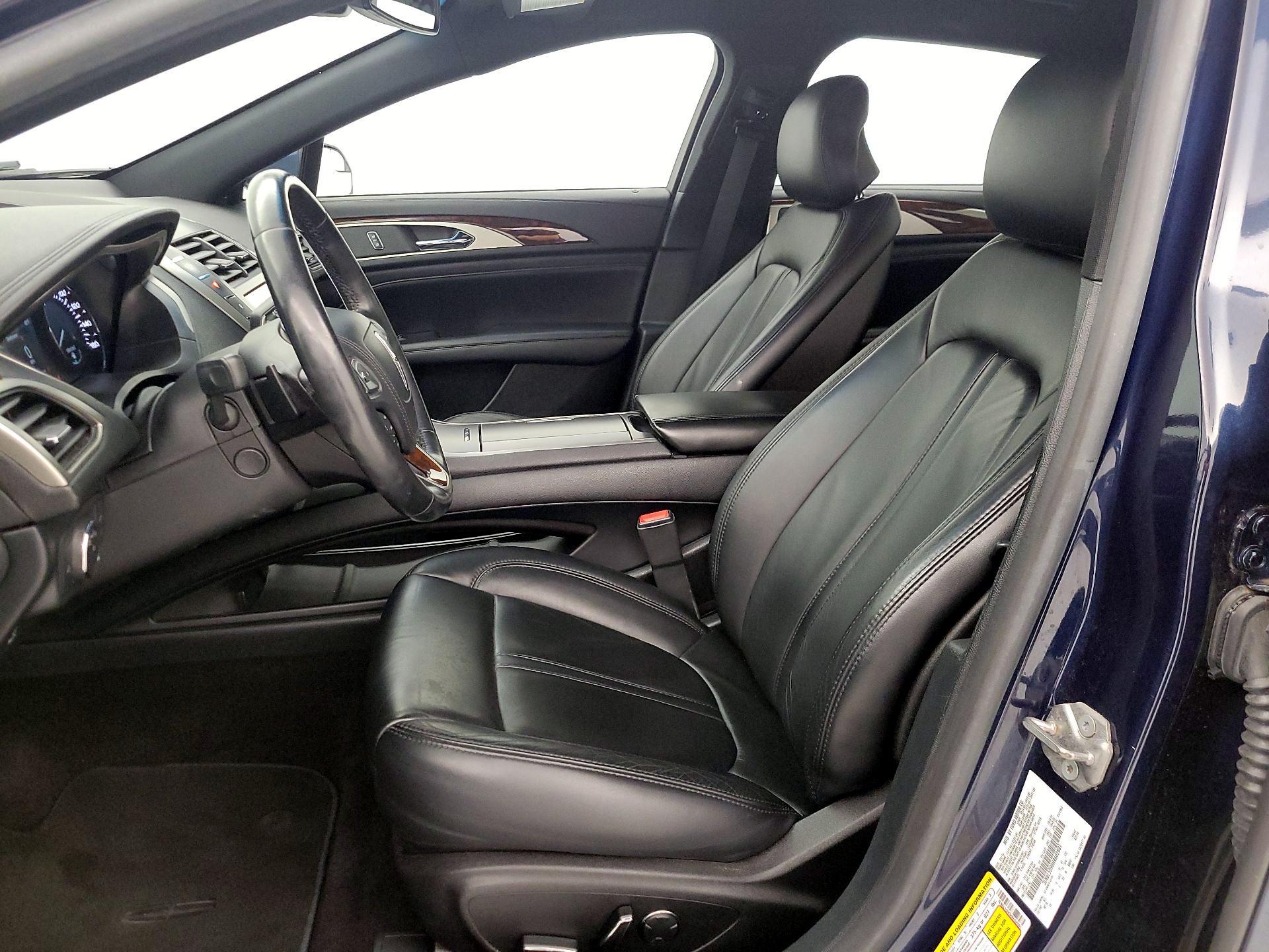 Thumbnail: 2017 Lincoln MKZ - 11