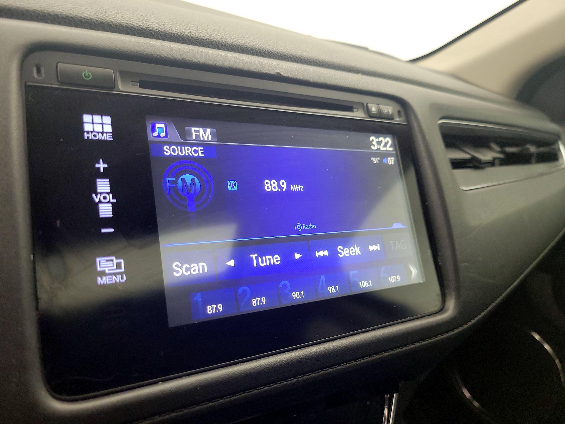 Thumbnail: 2016 Honda HR-V - 16
