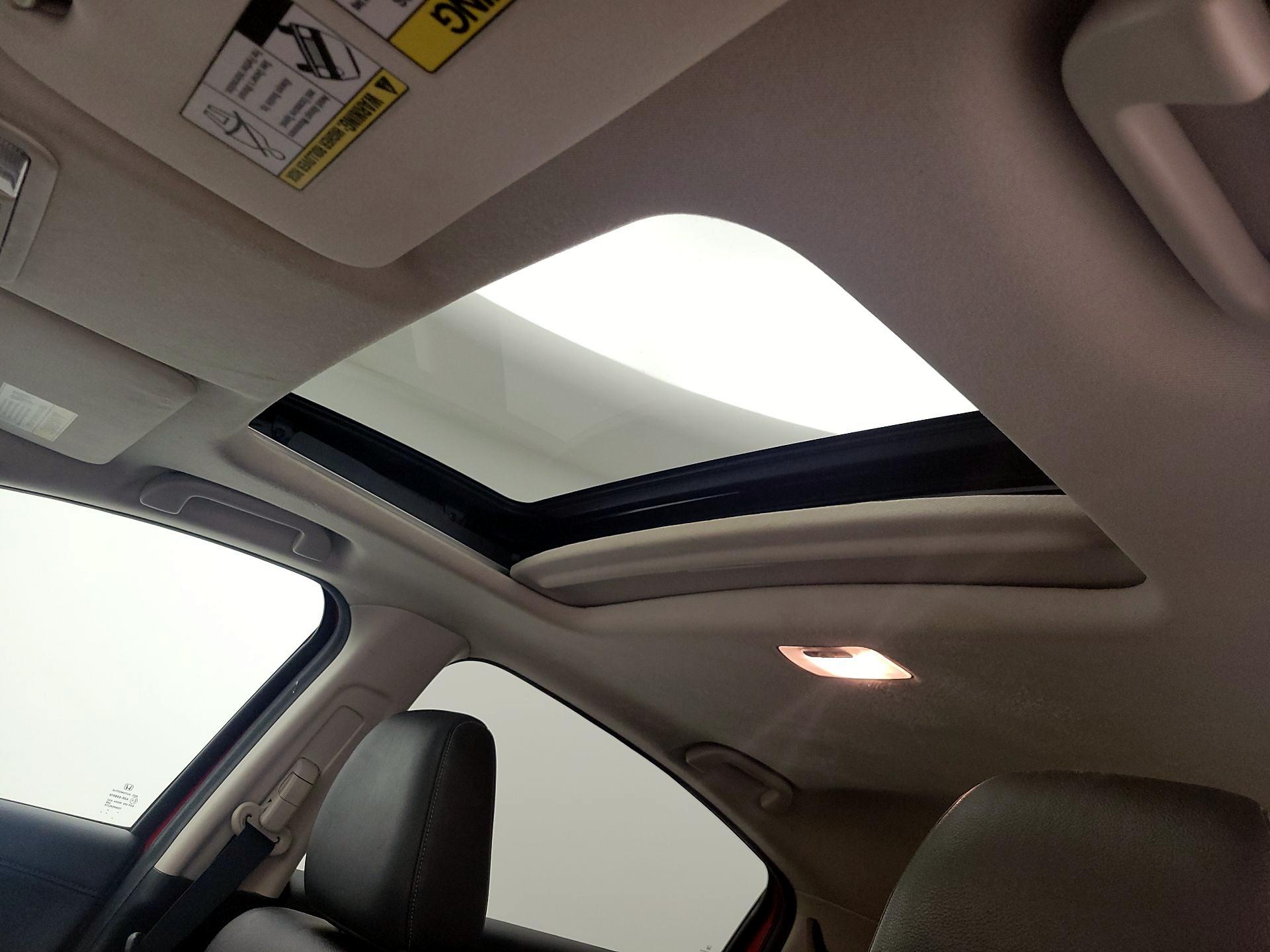 Thumbnail: 2016 Honda HR-V - 20