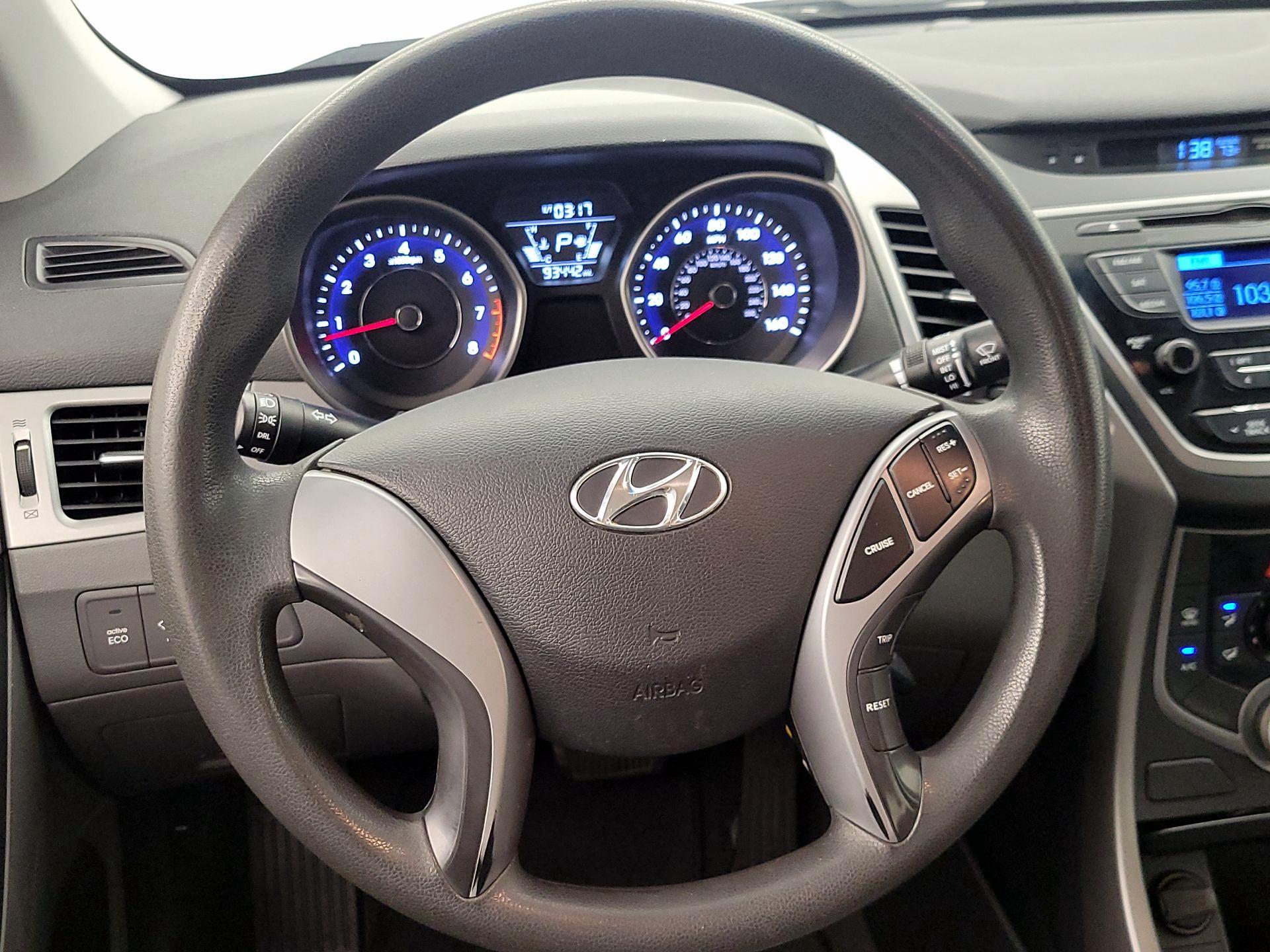 Thumbnail: 2016 Hyundai Elantra - 10