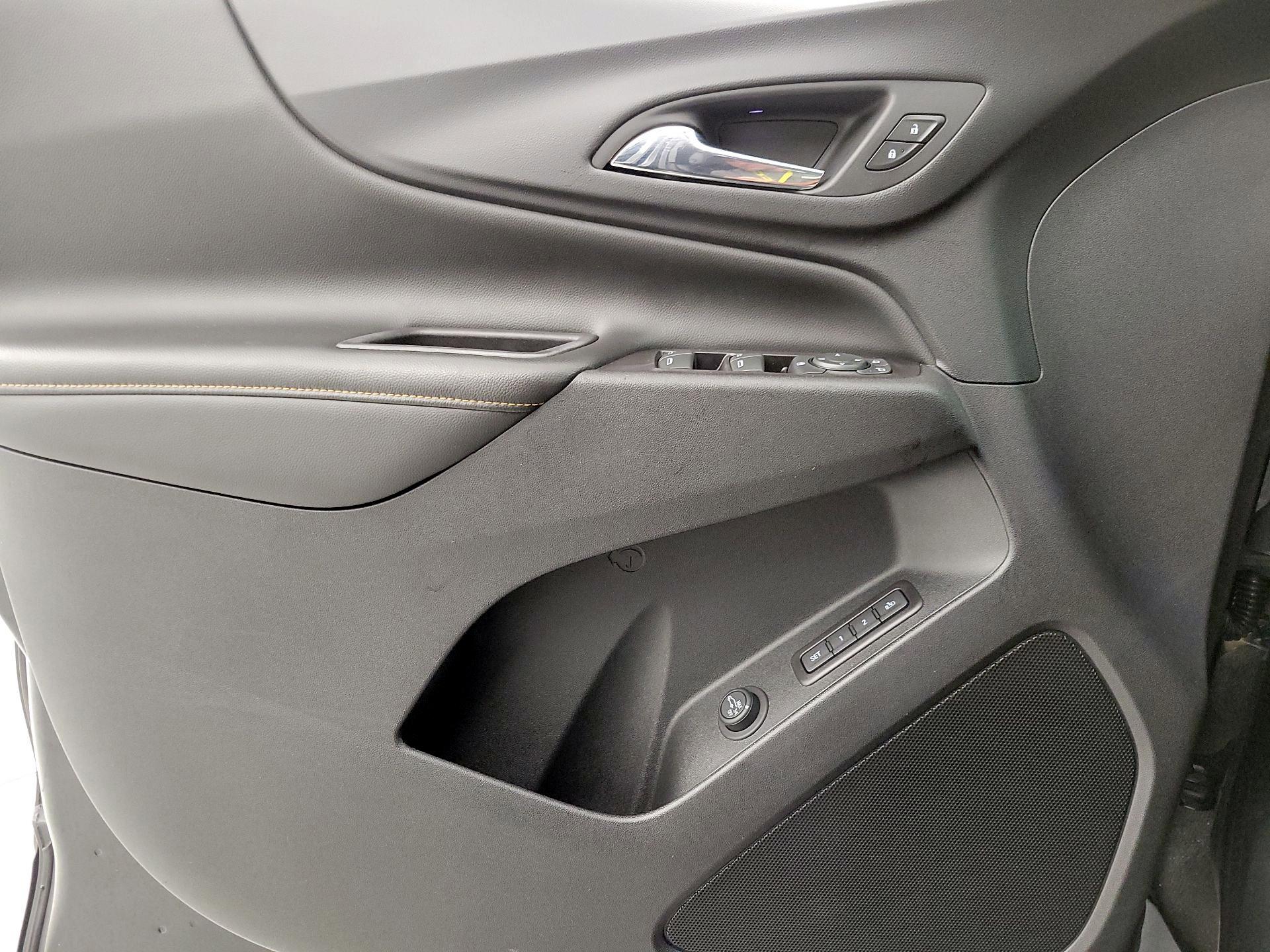Thumbnail: 2019 Chevrolet Equinox - 12