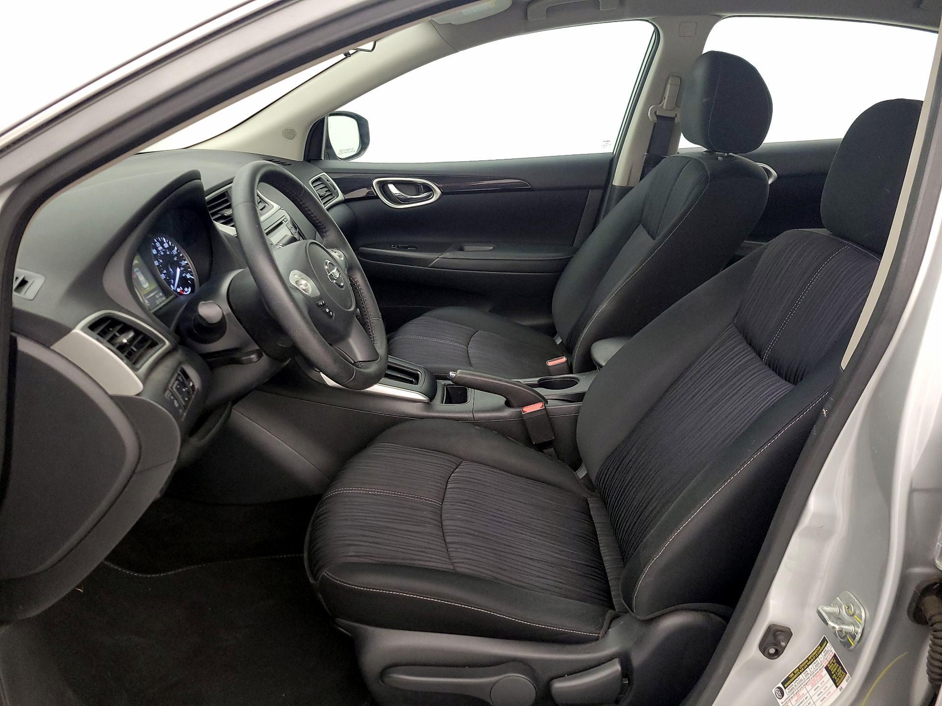 Thumbnail: 2018 Nissan Sentra - 11