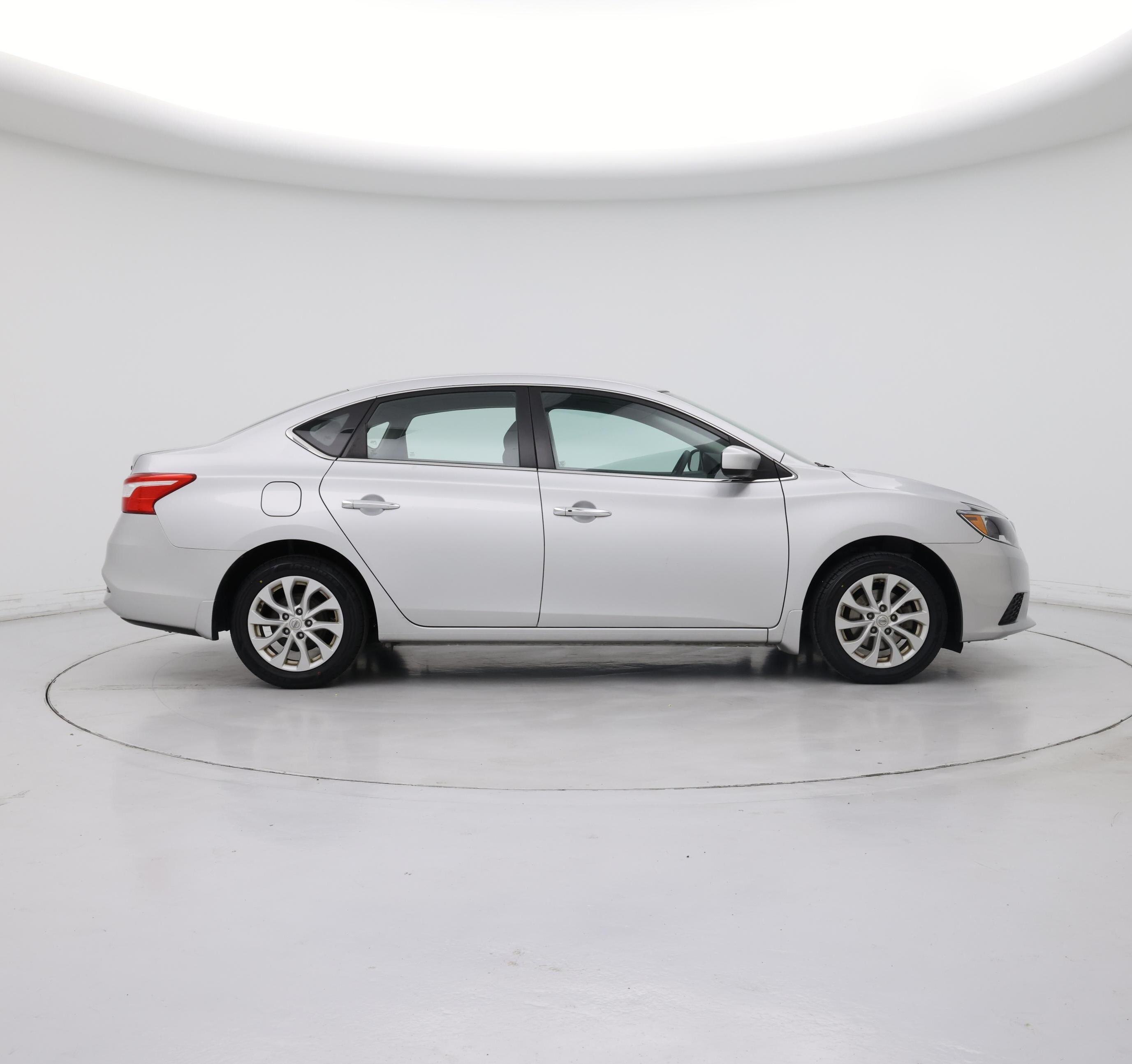 Thumbnail: 2018 Nissan Sentra - 7