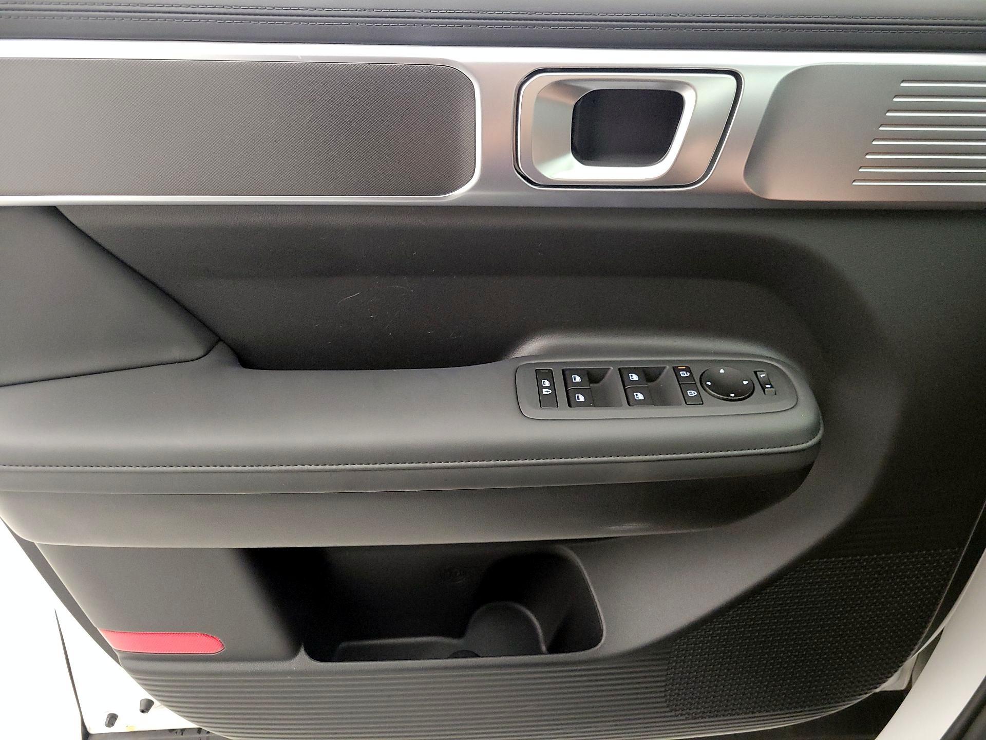 Thumbnail: 2025 Hyundai Santa Fe - 12