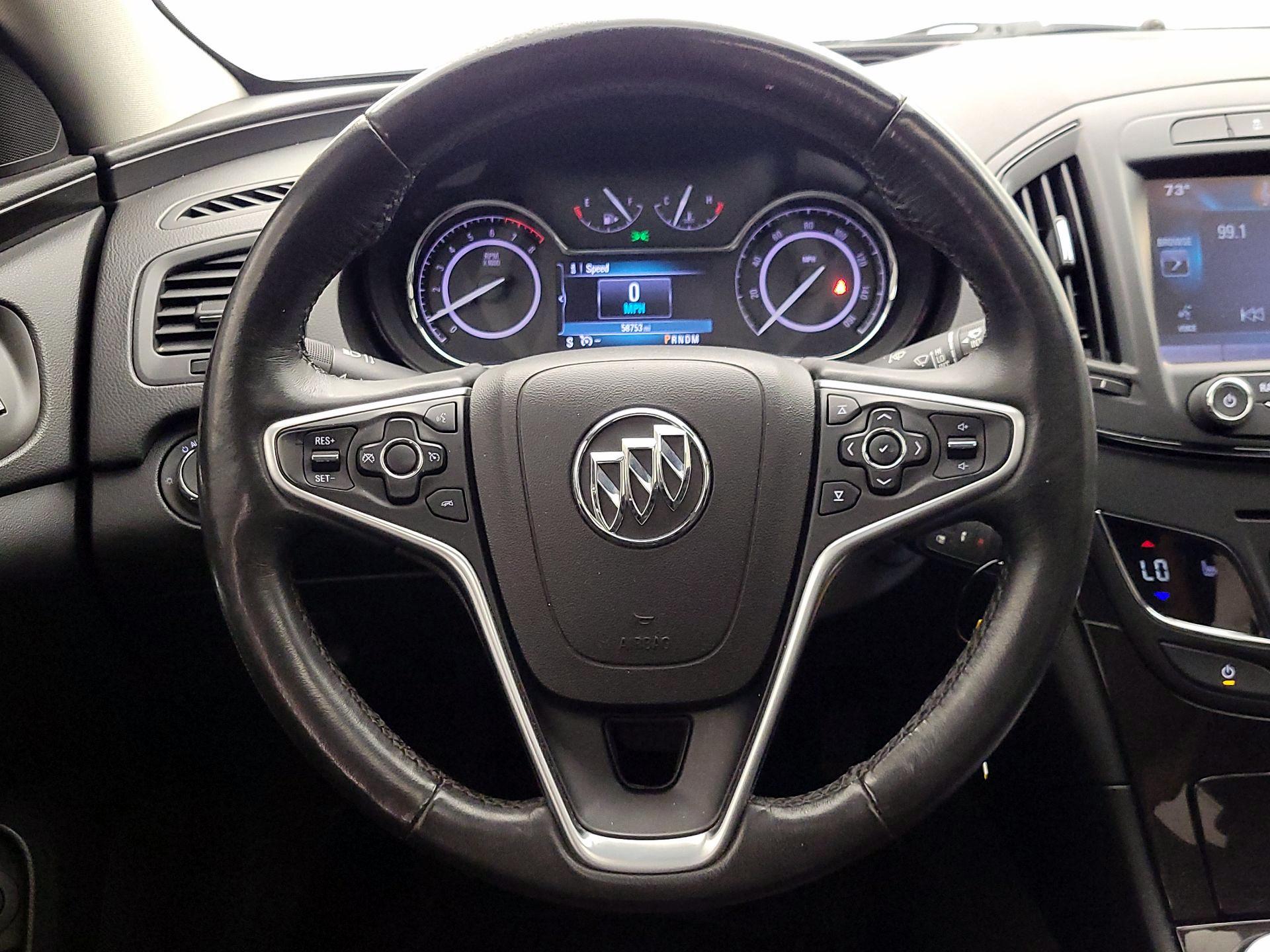 Thumbnail: 2015 Buick Regal - 10