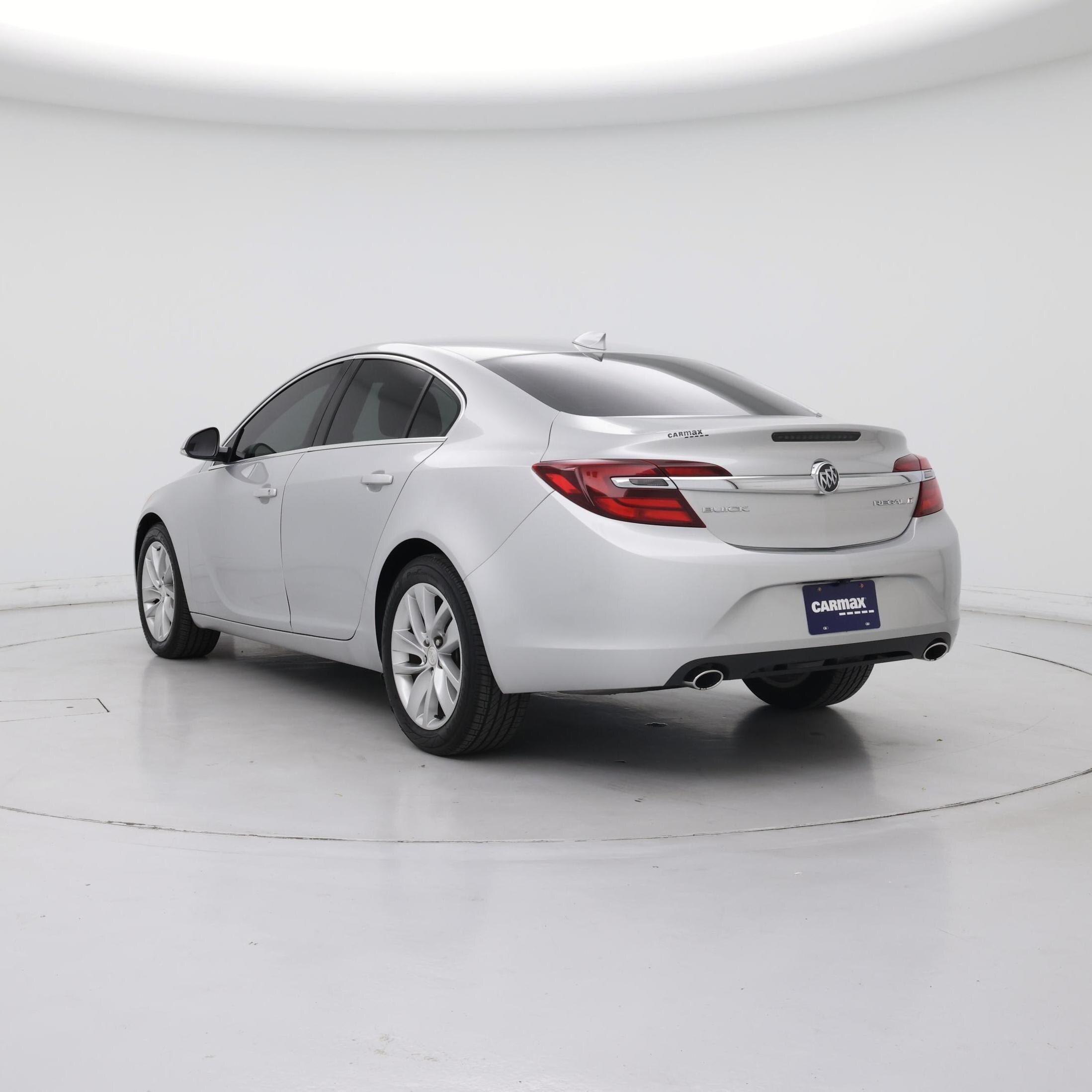 Thumbnail: 2015 Buick Regal - 2